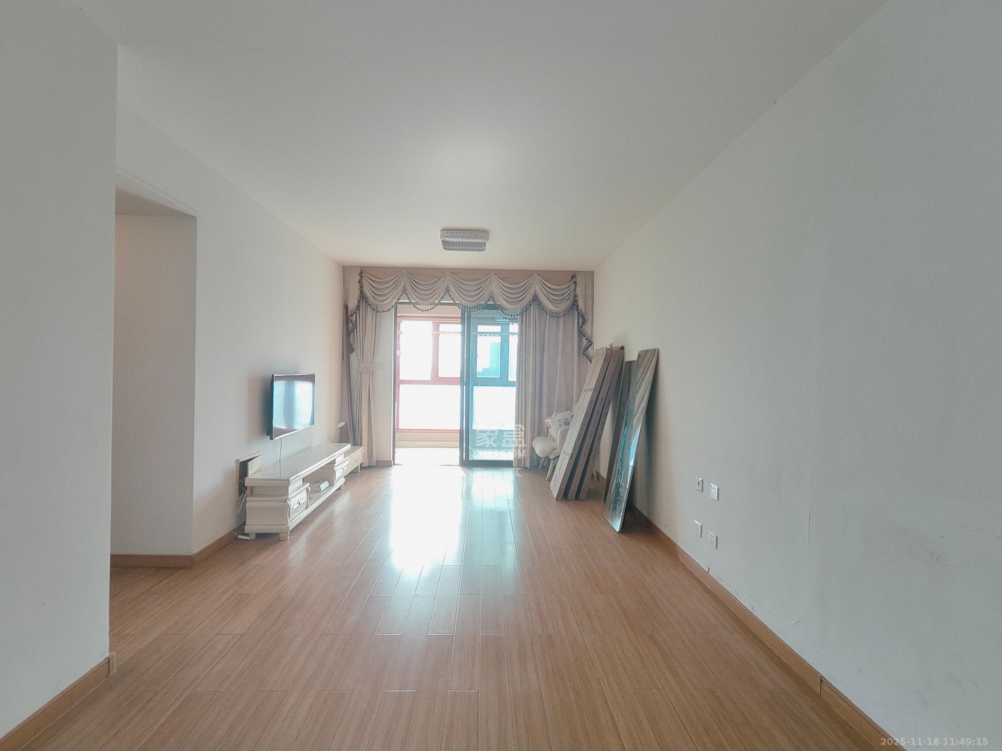 旭辉国际广场（永升商业广场）  3室2厅2卫    3000.0元/月