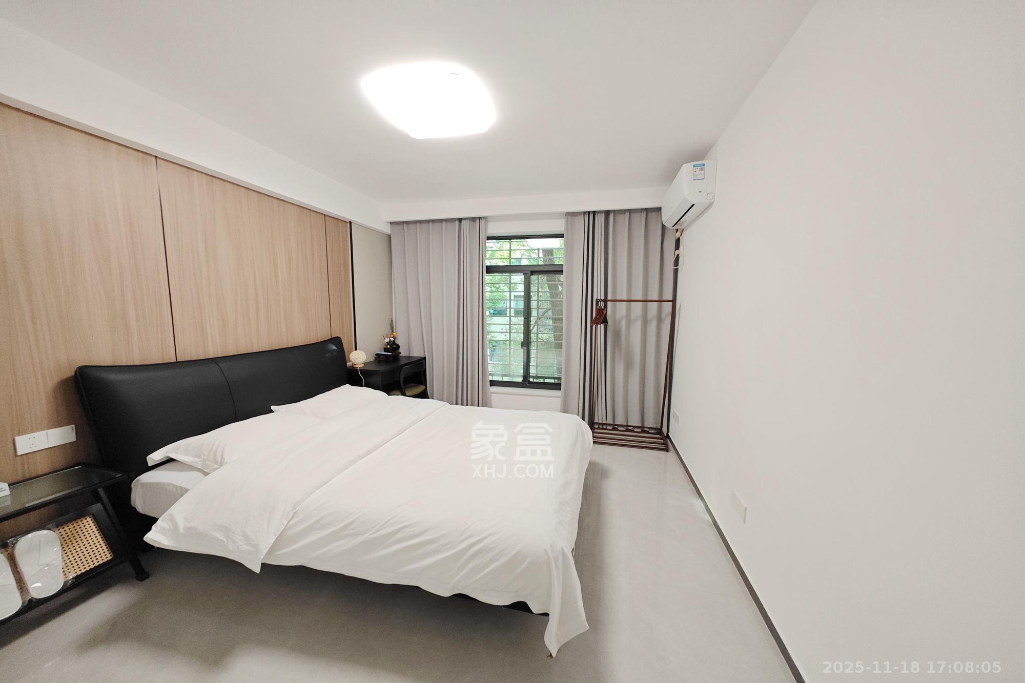 福乐名园  3室2厅2卫    150.0万卧室