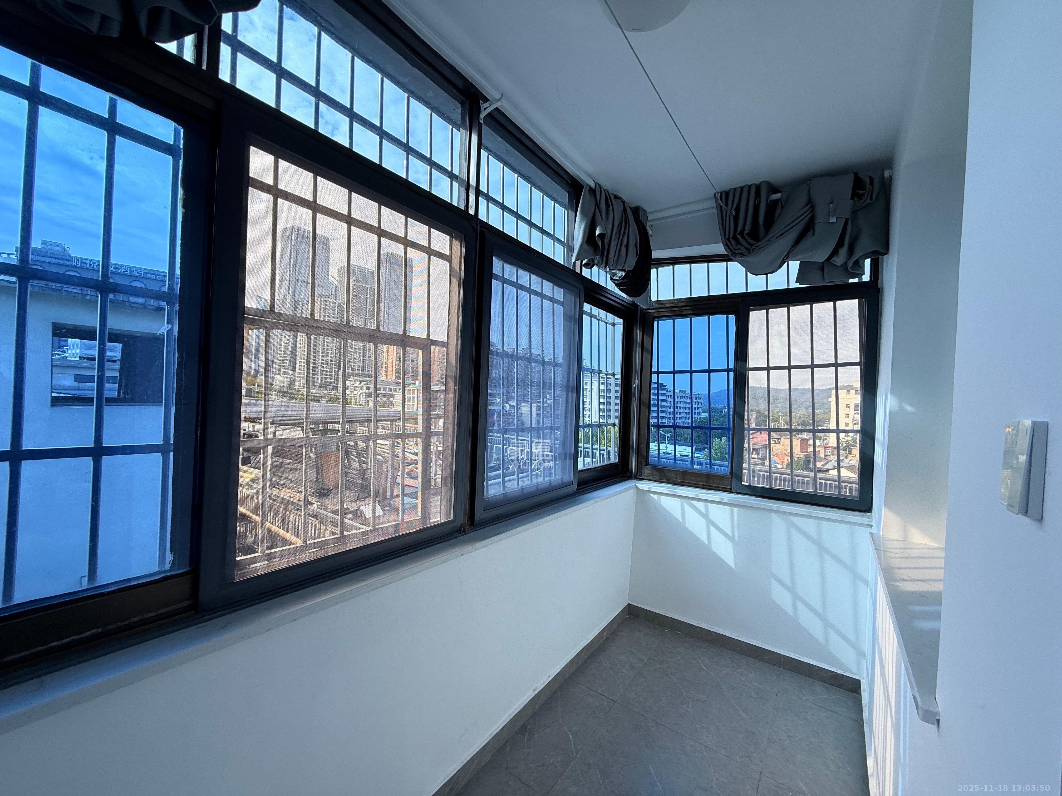 石子冲巷  1室2厅1卫    1600.0元/月