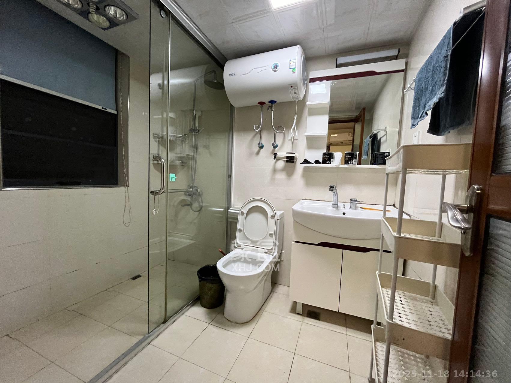 曙光泊岸  3室2厅2卫    3800.0元/月室内图