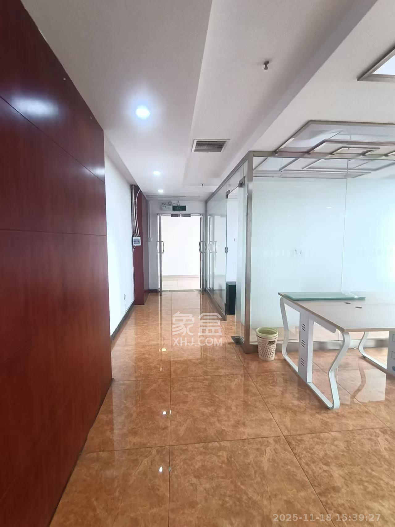 御邦国际广场   100.0㎡      3500.0元/月室内图