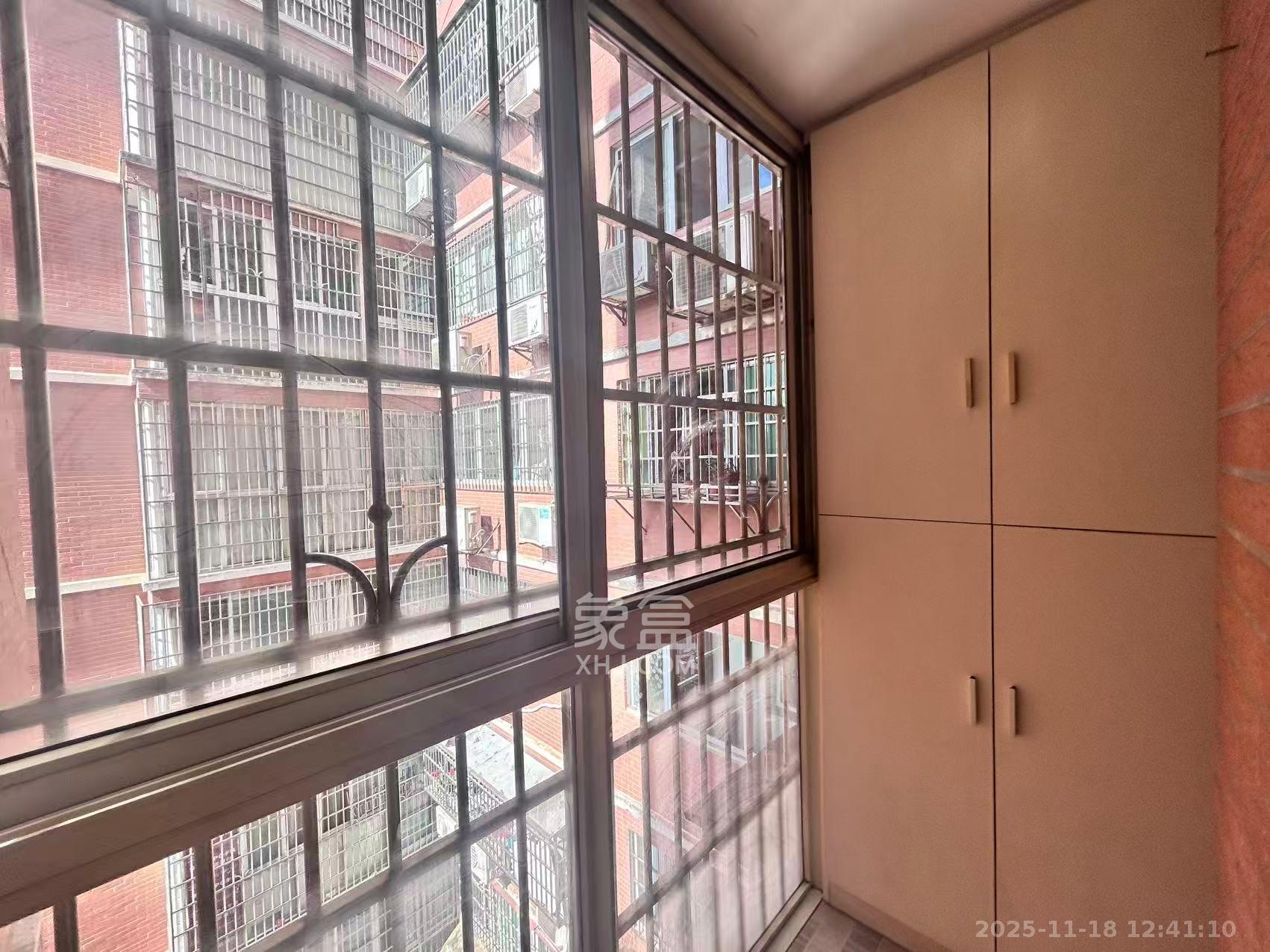 鑫兴佳园  2室2厅1卫    1900.0元/月室内图