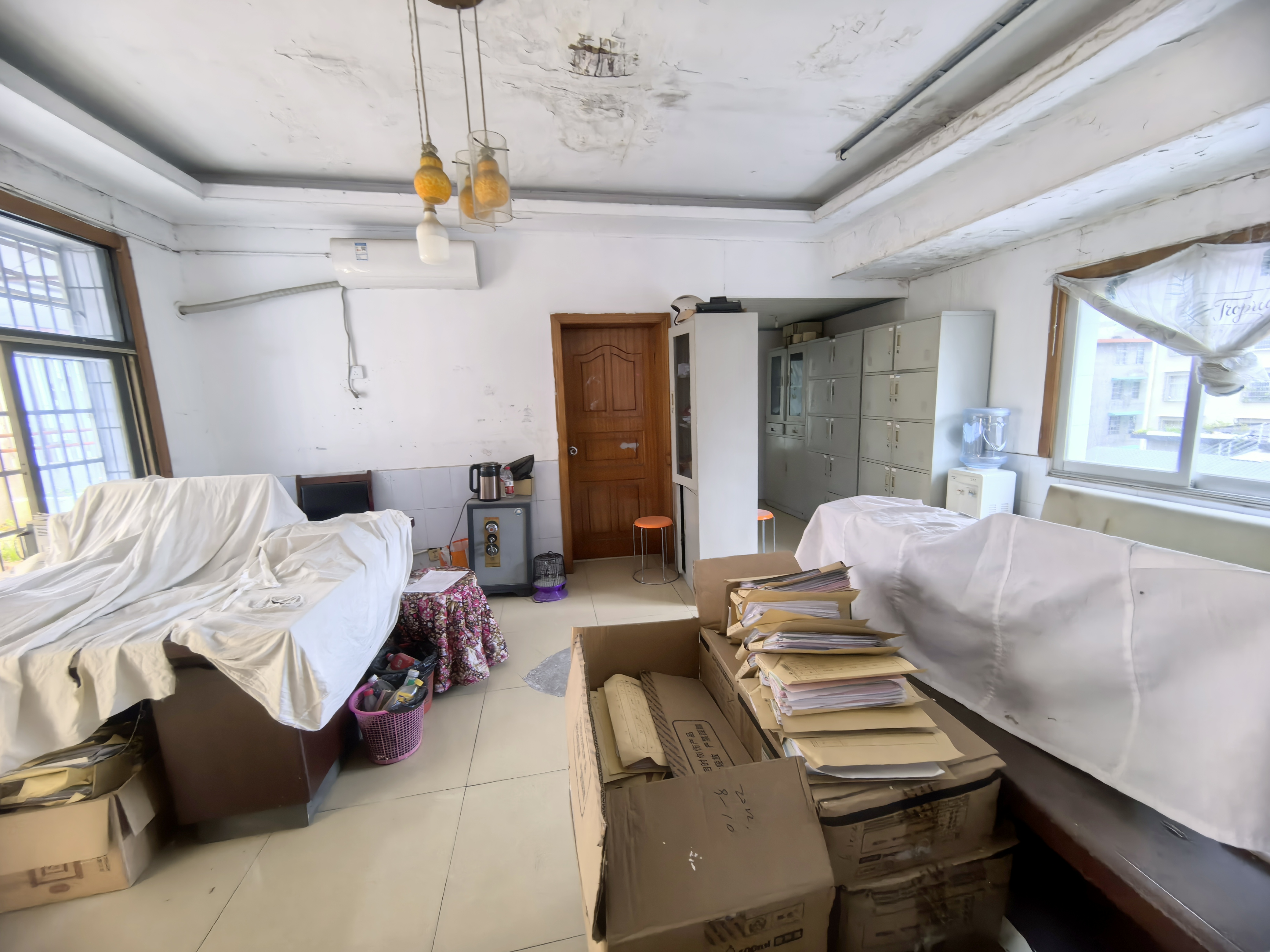 市中心散盘  10室4厅4卫    5000.0元/月室内图