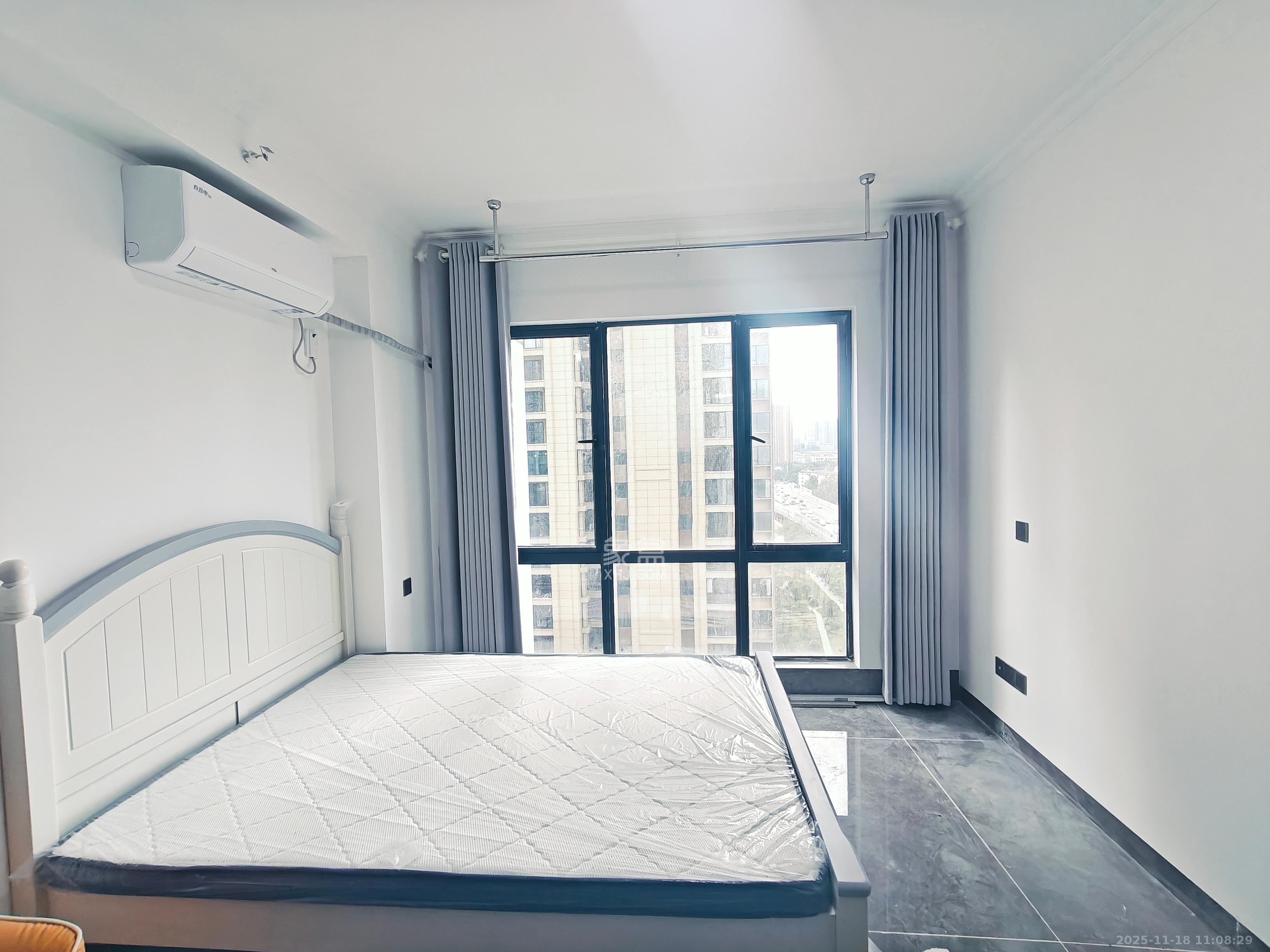 大都汇二环天际  1室0厅0卫    1500.0元/月室内图