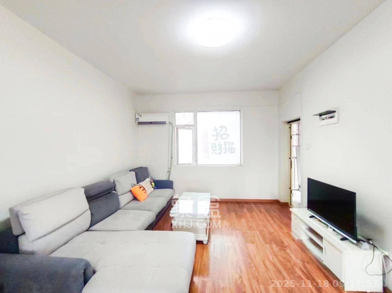 麓山枫情  2室1厅1卫    2200.0元/月室内图