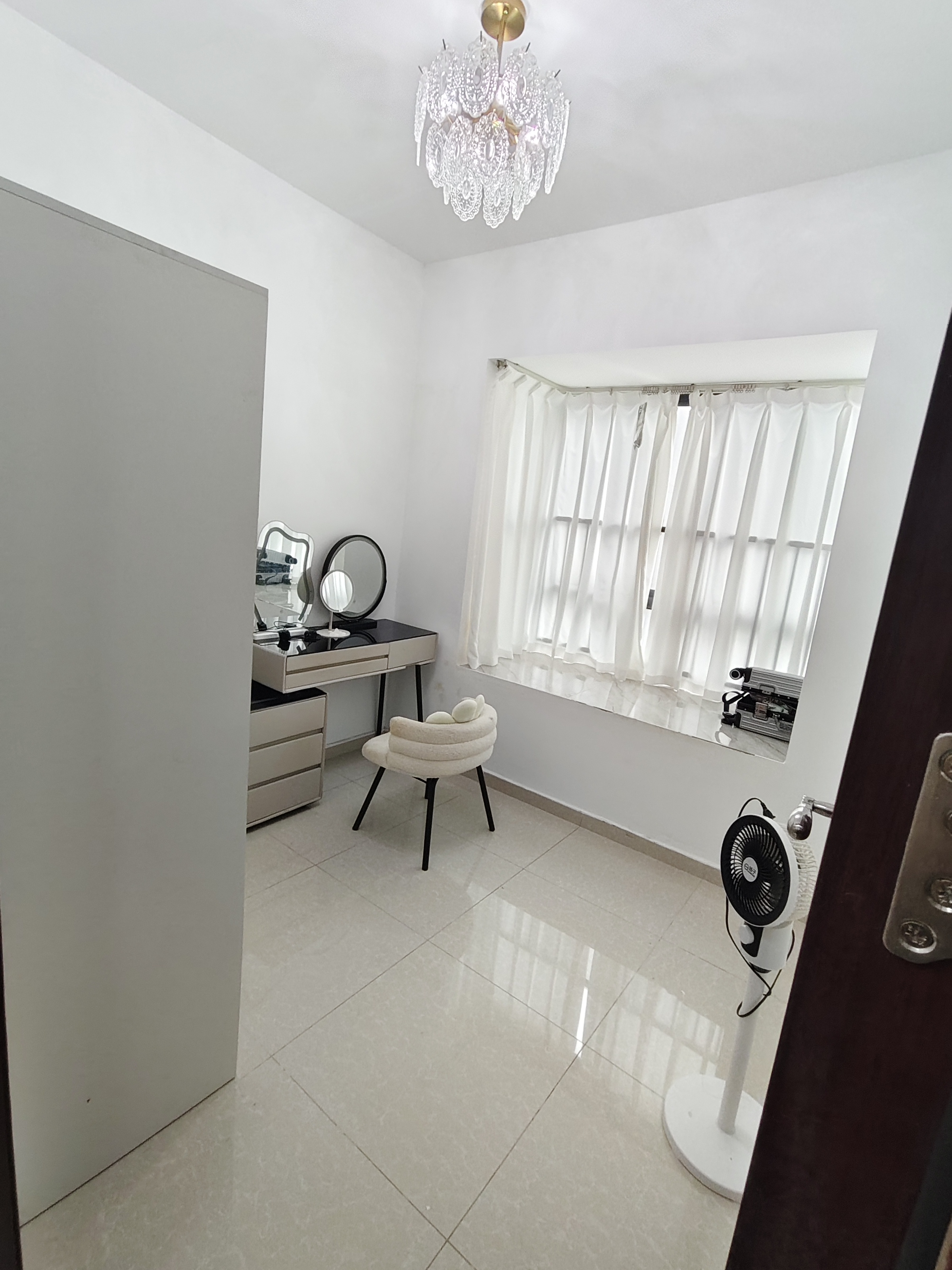 坡巷雅苑  3室2厅1卫    3000.0元/月室内图