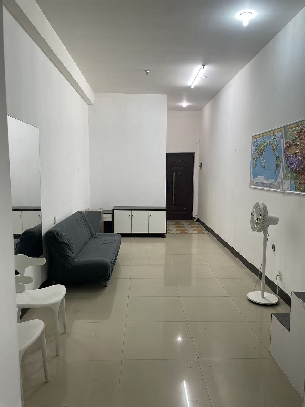 嘉茂大厦 1室0厅1卫 1100.0元/月 嘉茂大厦 1室0厅1卫 1100.0元/月室内图