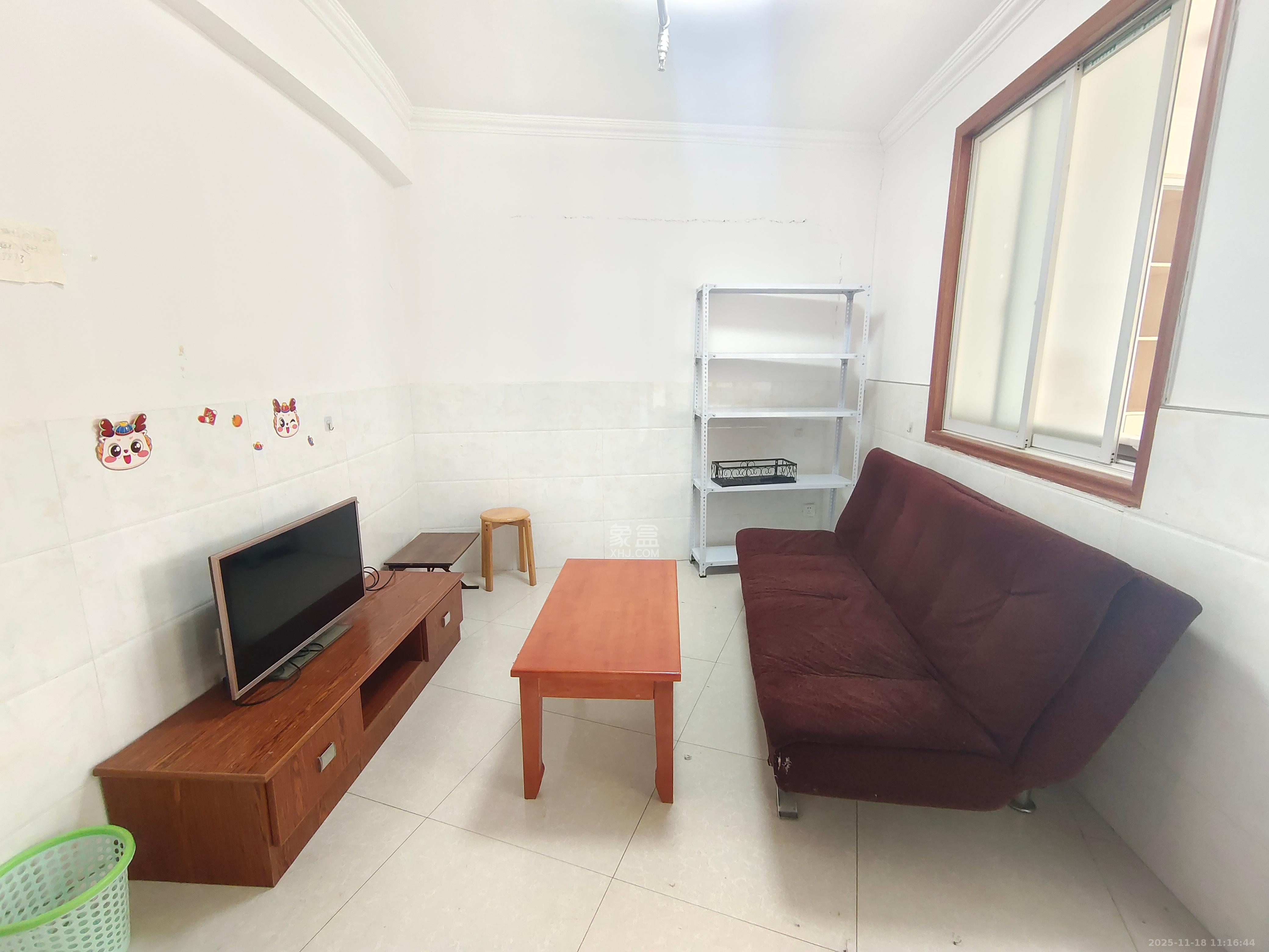 湖韵佳苑  1室1厅1卫    1500.0元/月