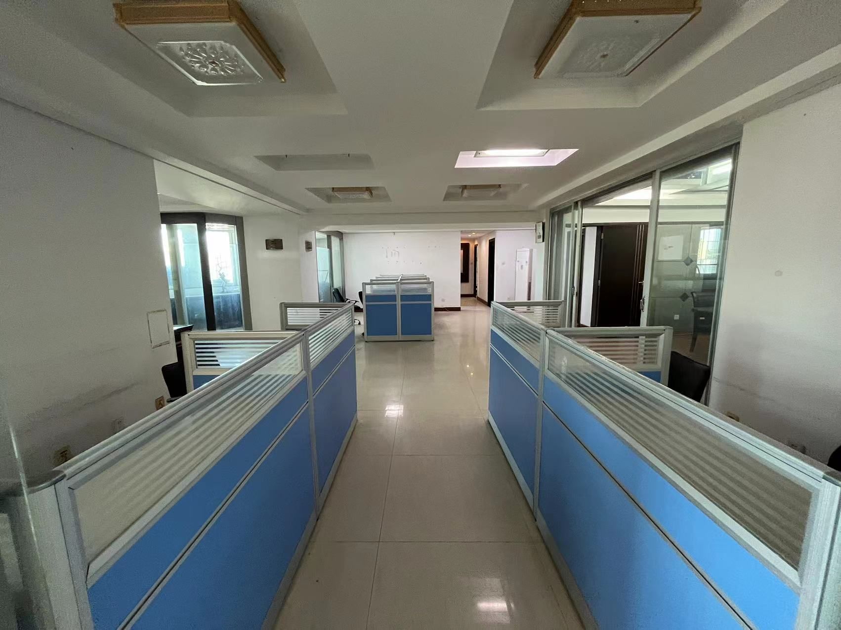 金福城 5室2厅3卫 15000.0元/月 金福城 5室2厅3卫 15000.0元/月室内图