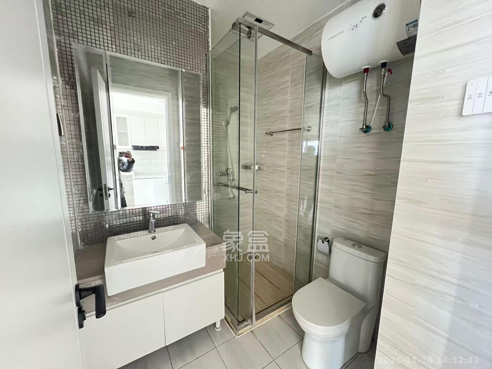 恒大珺悦府  1室1厅1卫    2000.0元/月室内图