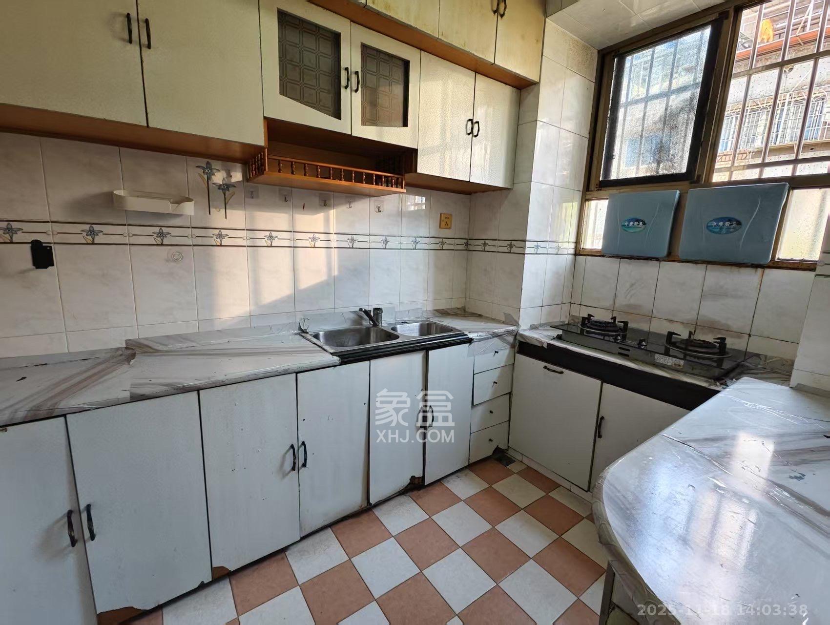 人民新村  3室1厅1卫    1700.0元/月室内图