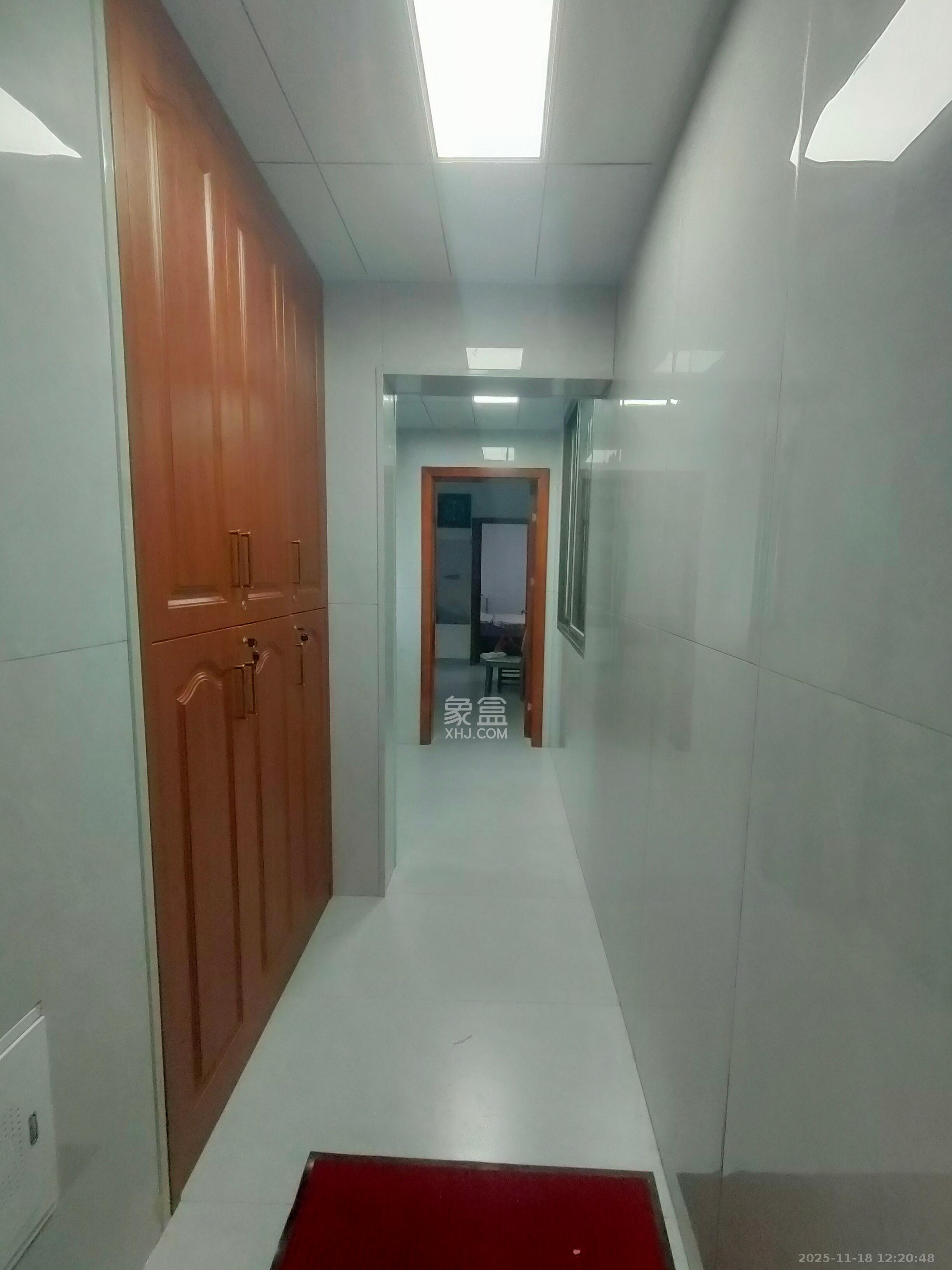 隆华金属宿舍 1室2厅1卫 2800.0元/月 隆华金属宿舍 1室2厅1卫 2800.0元/月室内图