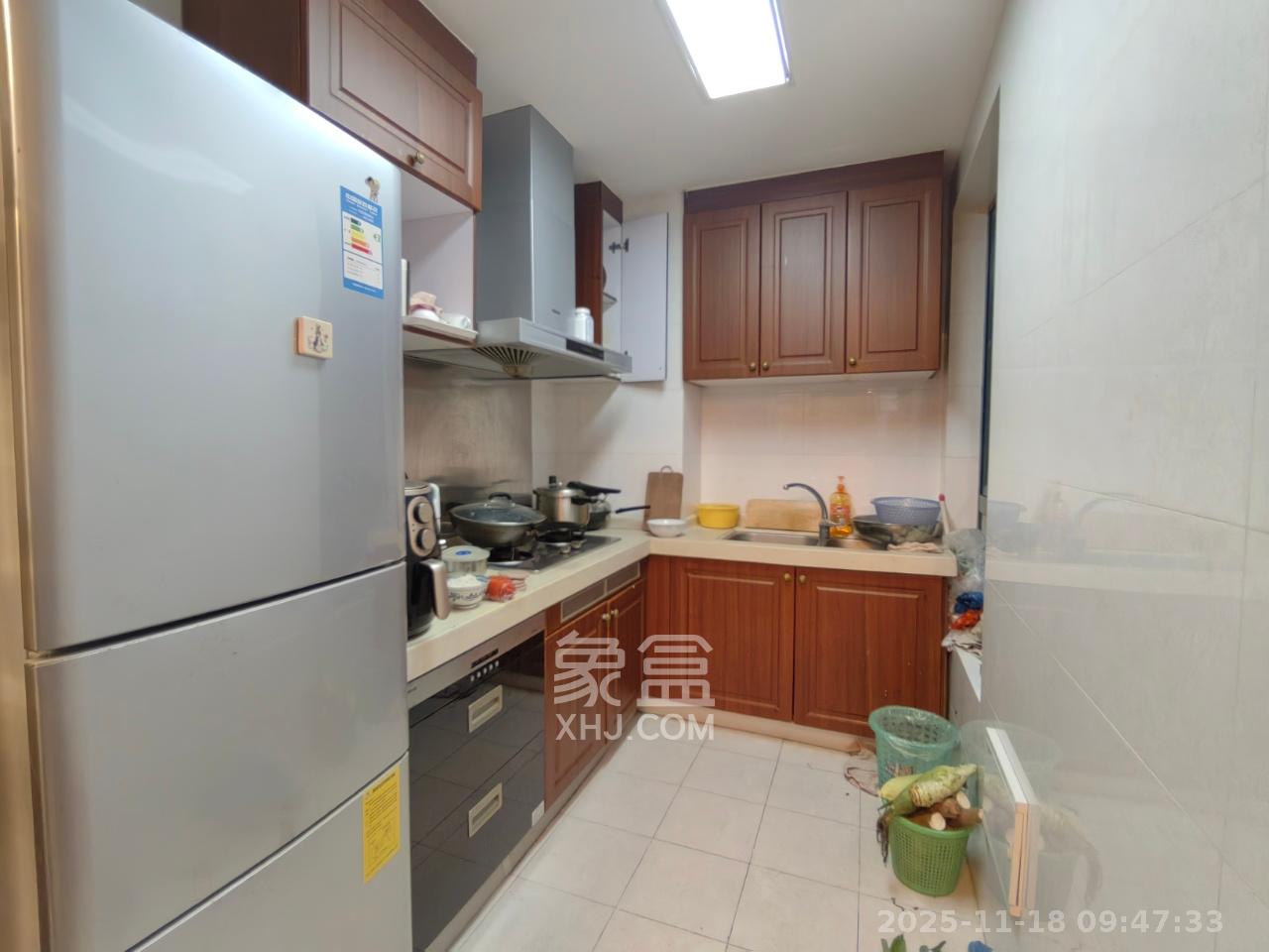 恒大城  2室2厅1卫    2000.0元/月室内图