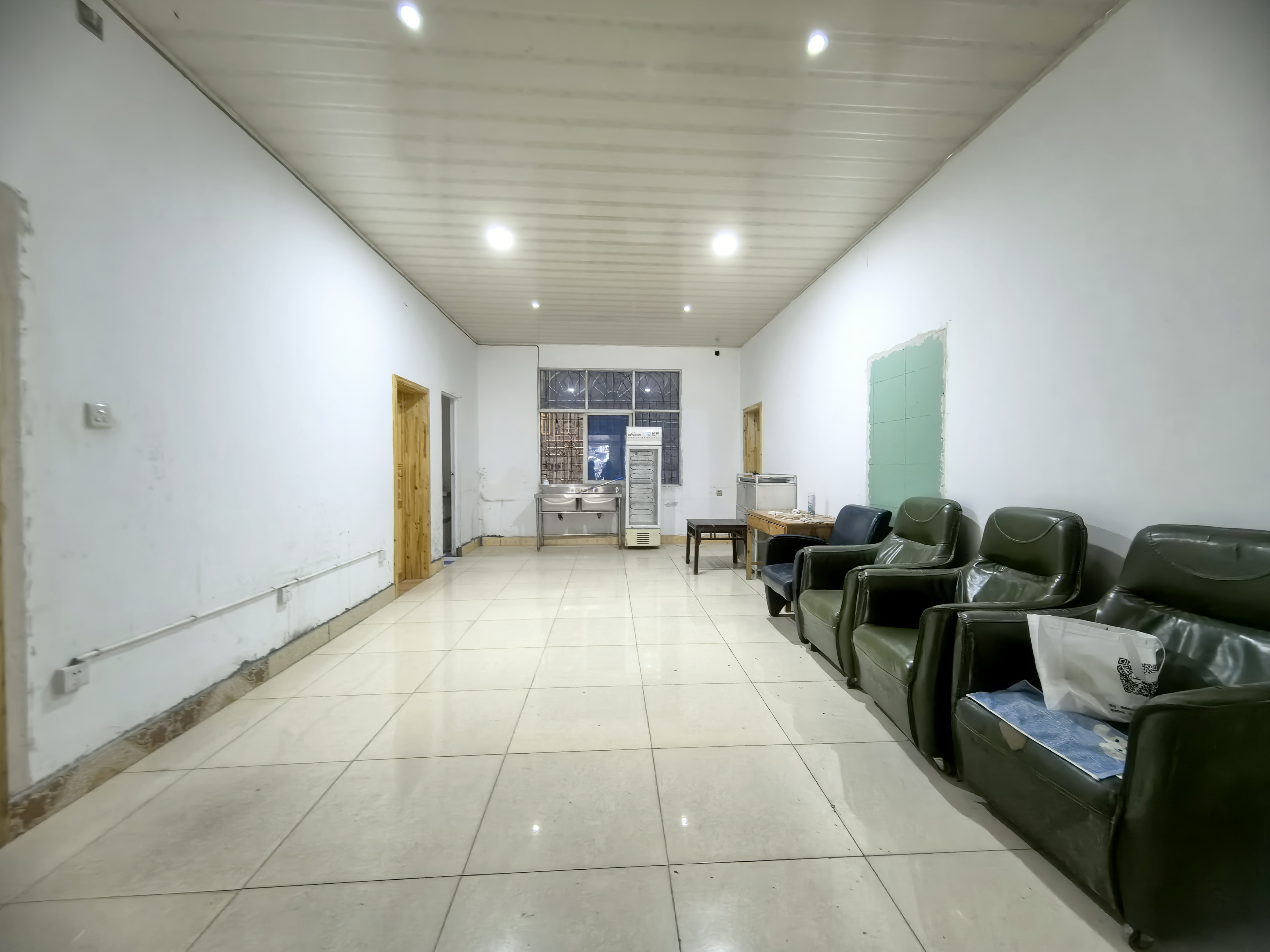 市中心散盘  10室4厅4卫    5000.0元/月室内图