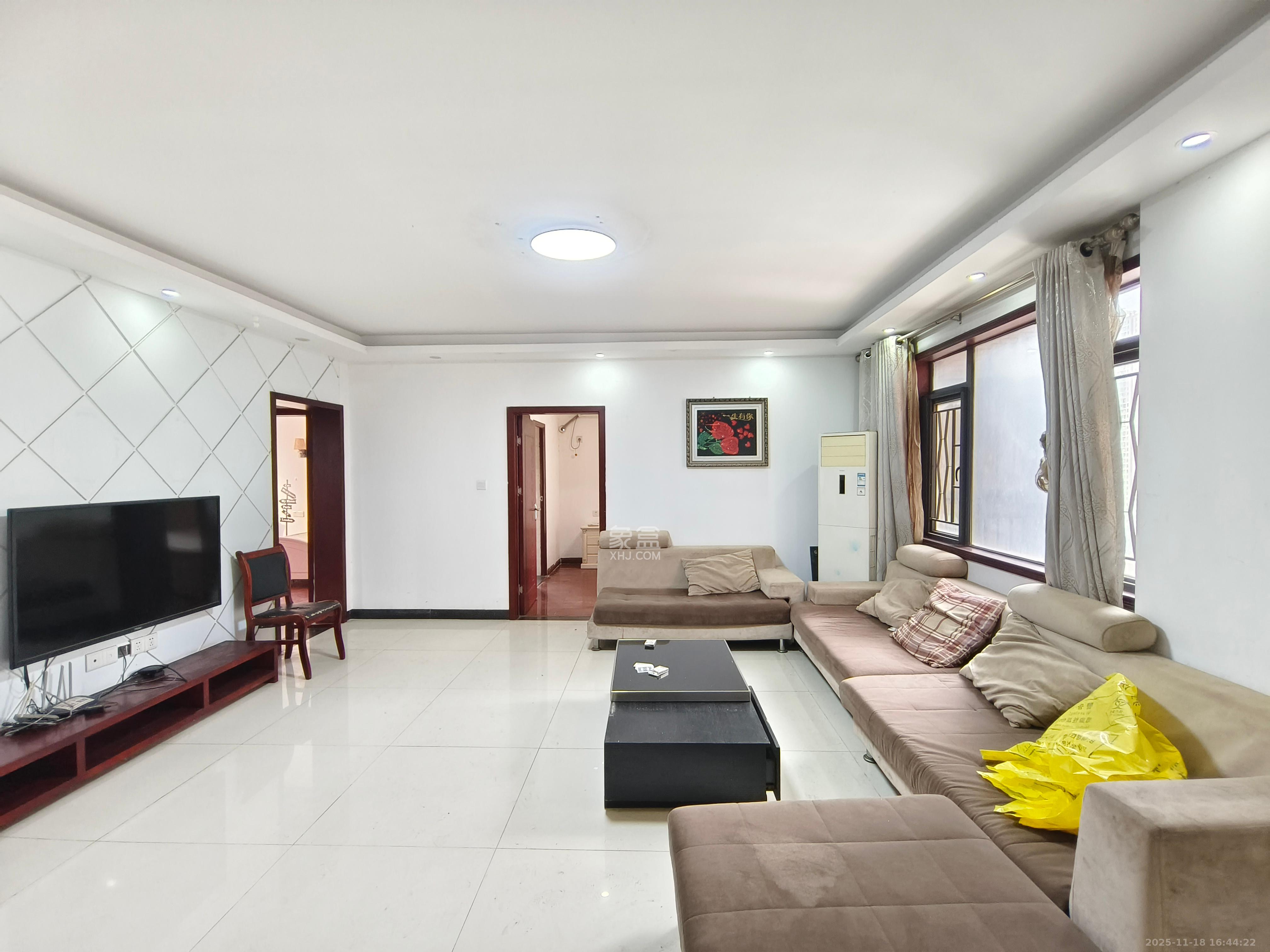 Cross尚公馆 3室2厅2卫 1600.0元/月 Cross尚公馆 3室2厅2卫 1600.0元/月室内图