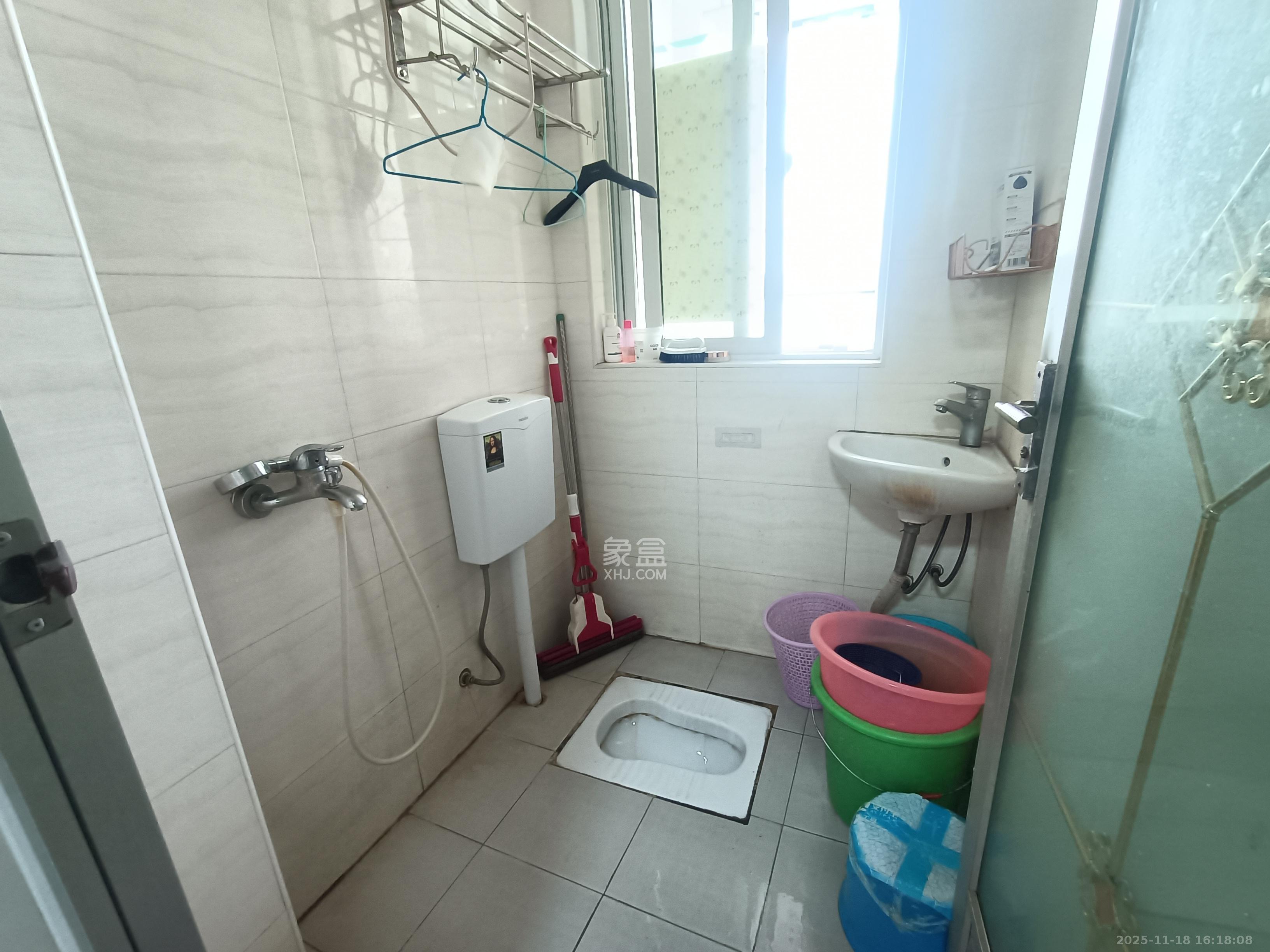 世景华庭  1室1厅1卫    1100.0元/月室内图