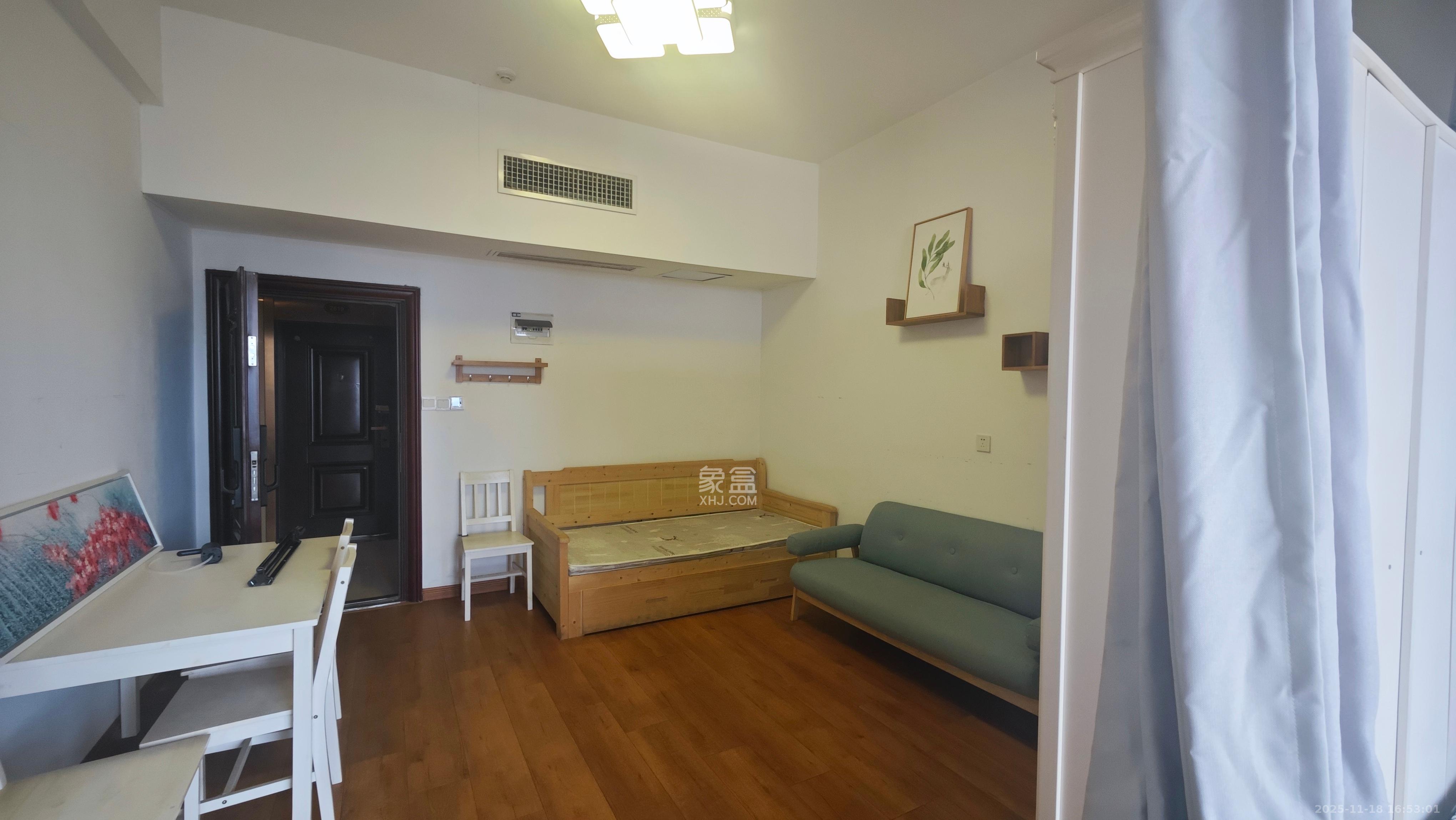 万坤图财富广场  1室1厅1卫    1800.0元/月室内图