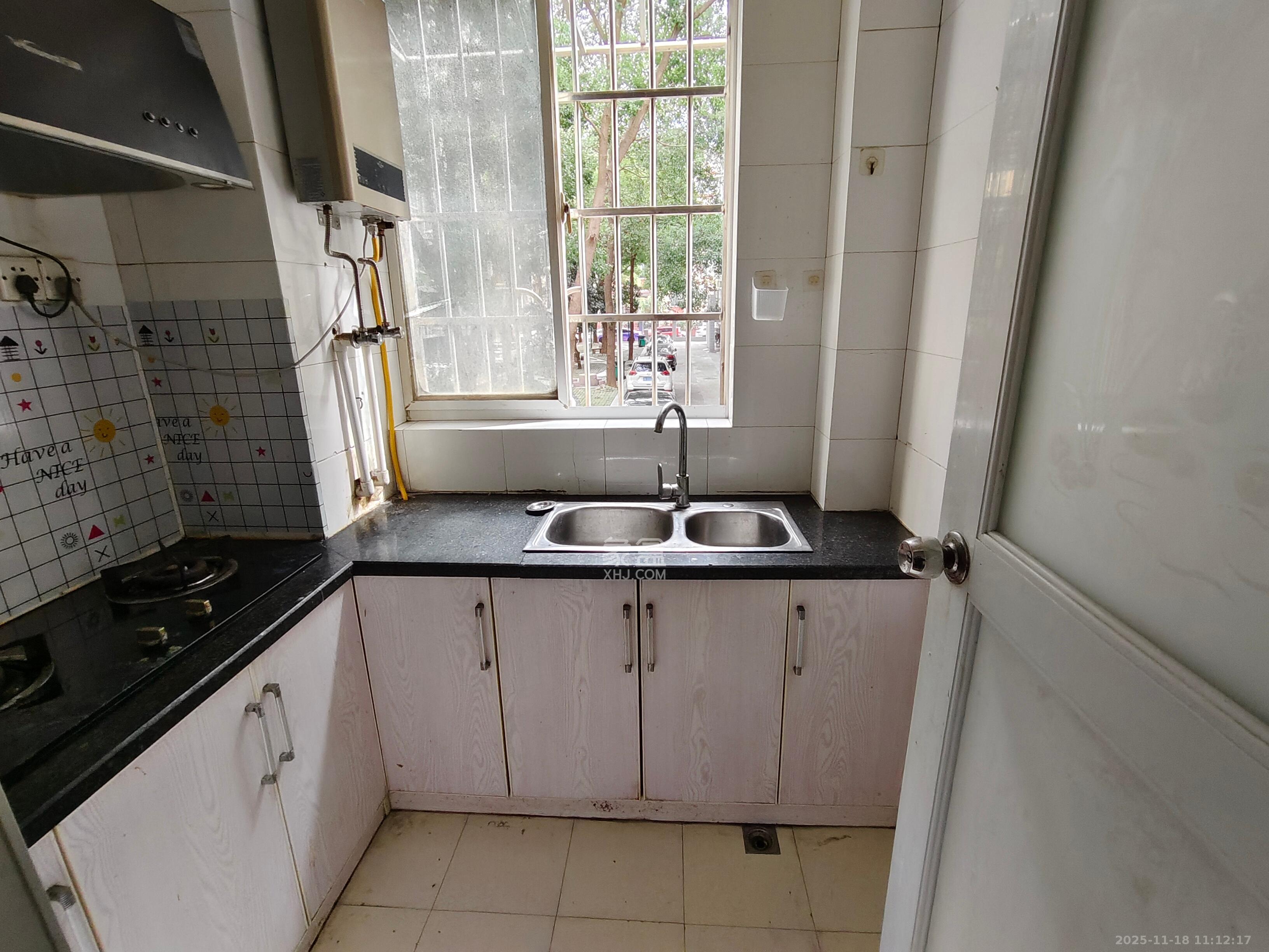 中星苑 1室1厅1卫 1400.0元/月 中星苑 1室1厅1卫 1400.0元/月室内图