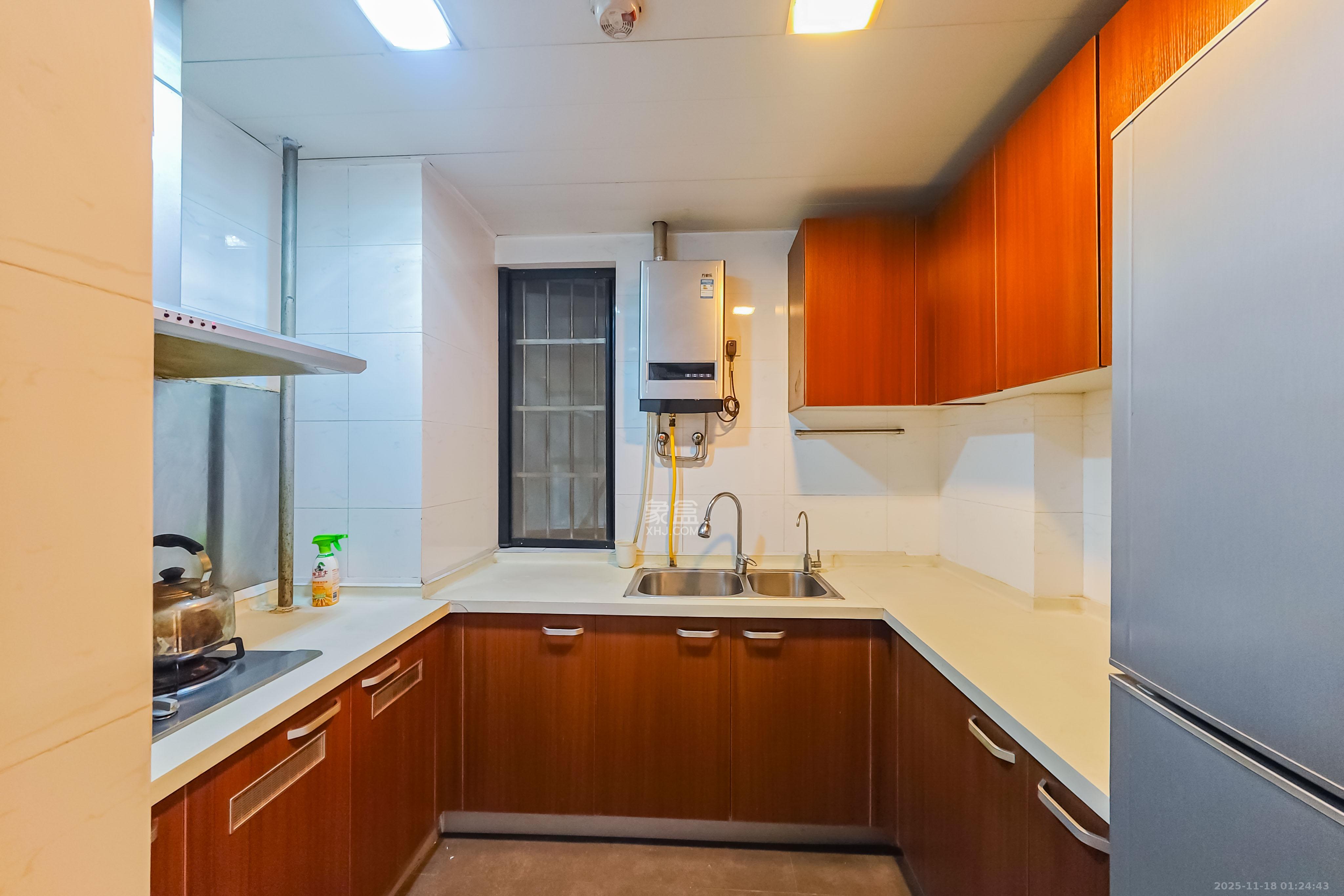 万科金域华府一期 3室2厅1卫 105.0万 万科金域华府一期 3室2厅1卫 105.0万其他