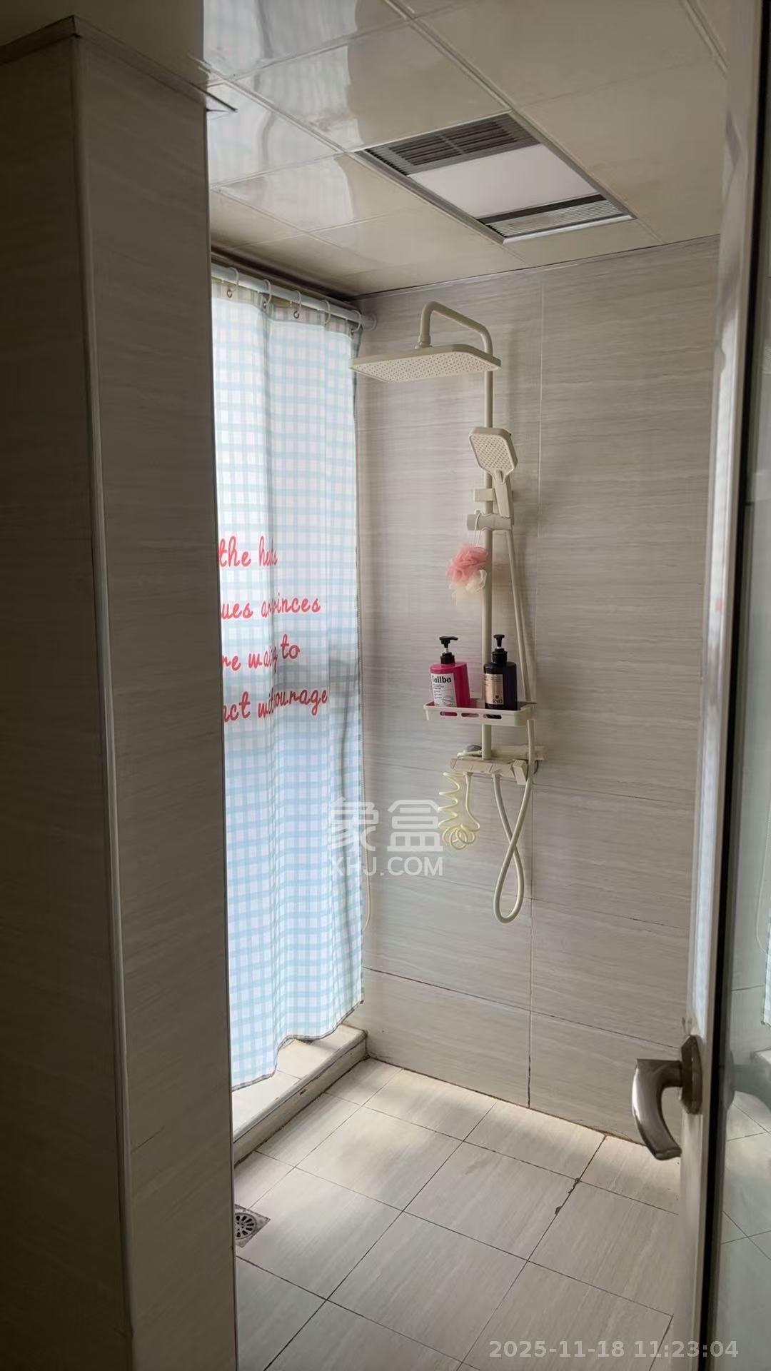 通用时代国际社区 1室1厅1卫 2500.0元/月 通用时代国际社区 1室1厅1卫 2500.0元/月室内图