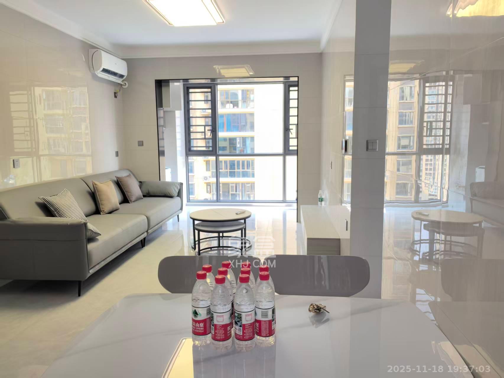 江山帝景哈佛  1室0厅0卫    2000.0元/月