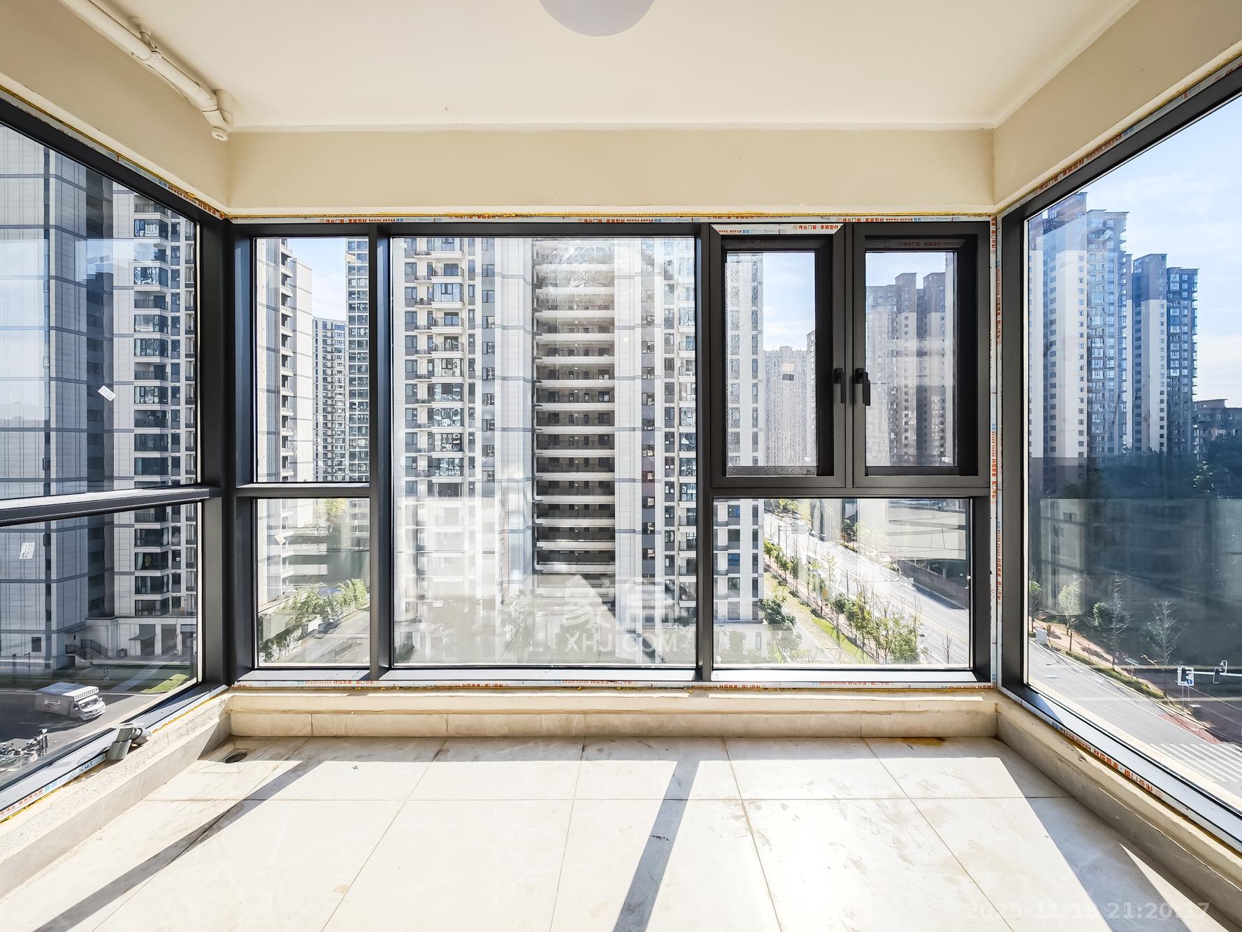 长沙北中心保利时代C区  3室1厅1卫    83.0万阳台