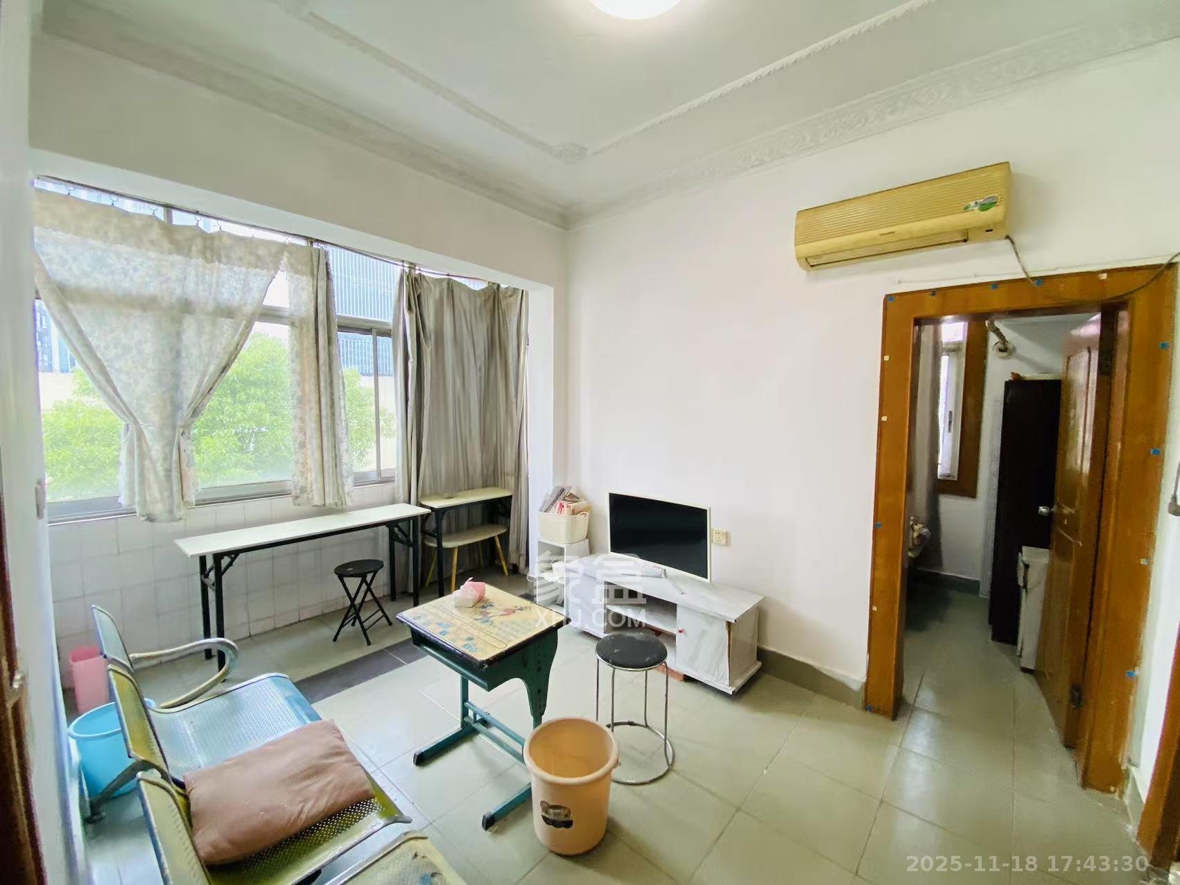 东瓜山一村  2室1厅1卫    900.0元/月室内图