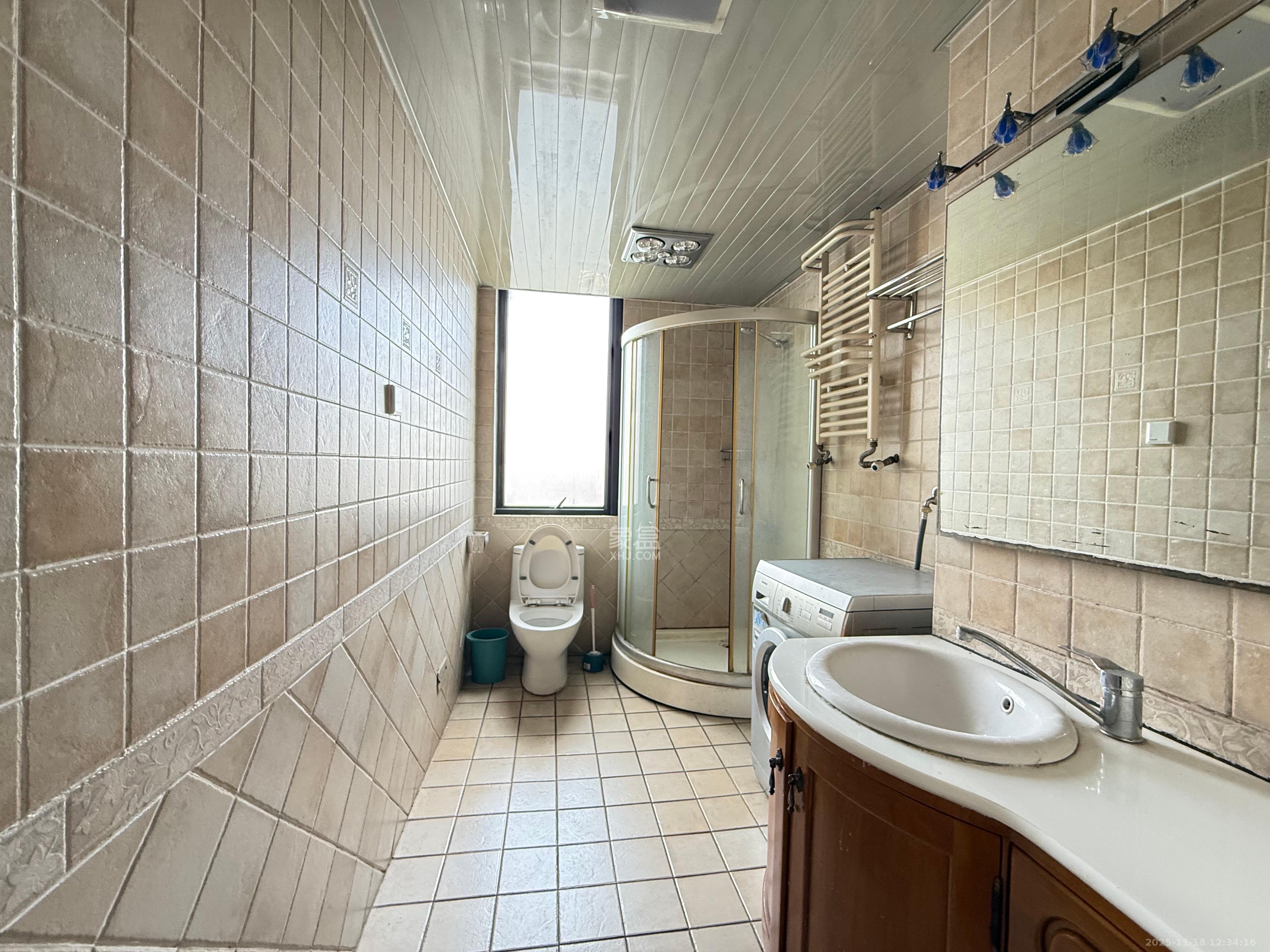 绿城桂花城  2室1厅1卫    4000.0元/月室内图