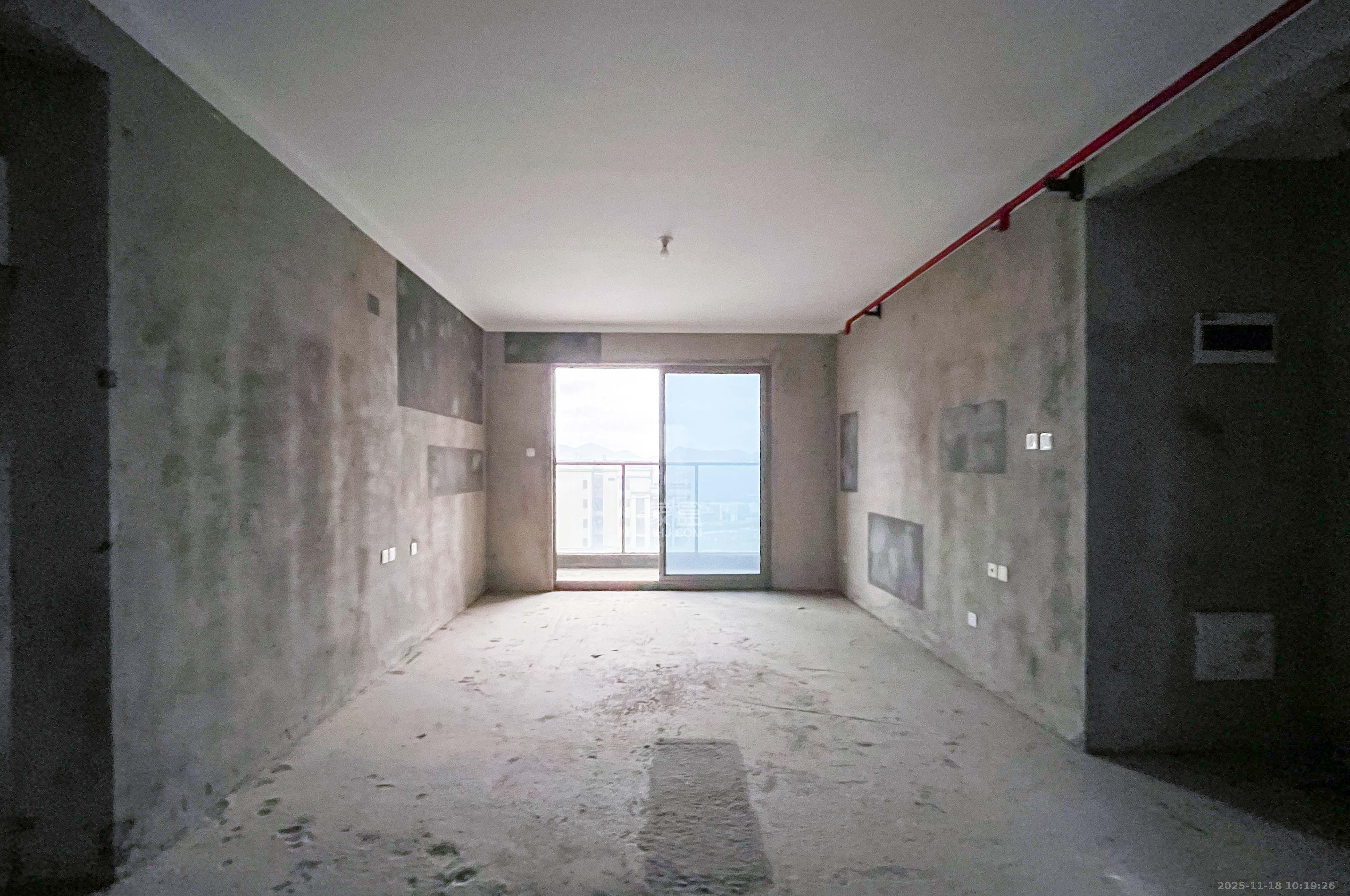 梅溪湖金茂湾  4室2厅2卫    195.0万室内图1