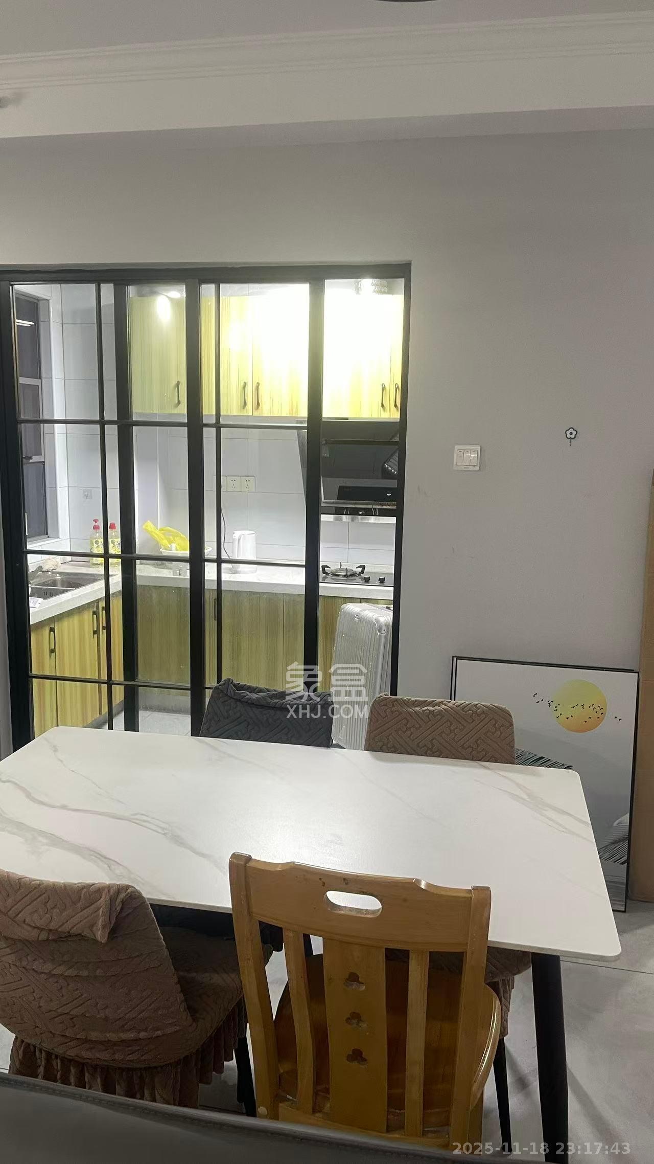 保利天禧D区  4室2厅2卫    4000.0元/月室内图