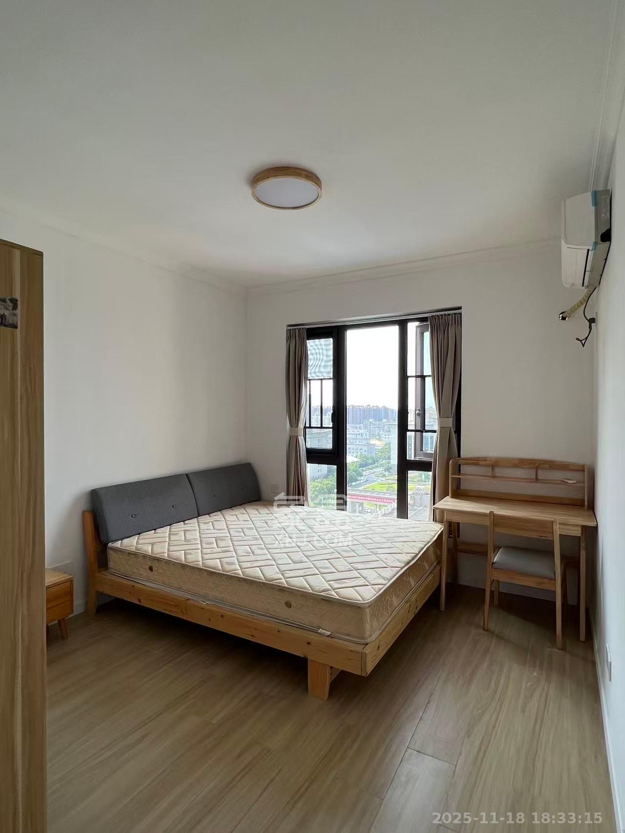 天城国际广场 3室2厅1卫 3200.0元/月 天城国际广场 3室2厅1卫 3200.0元/月室内图