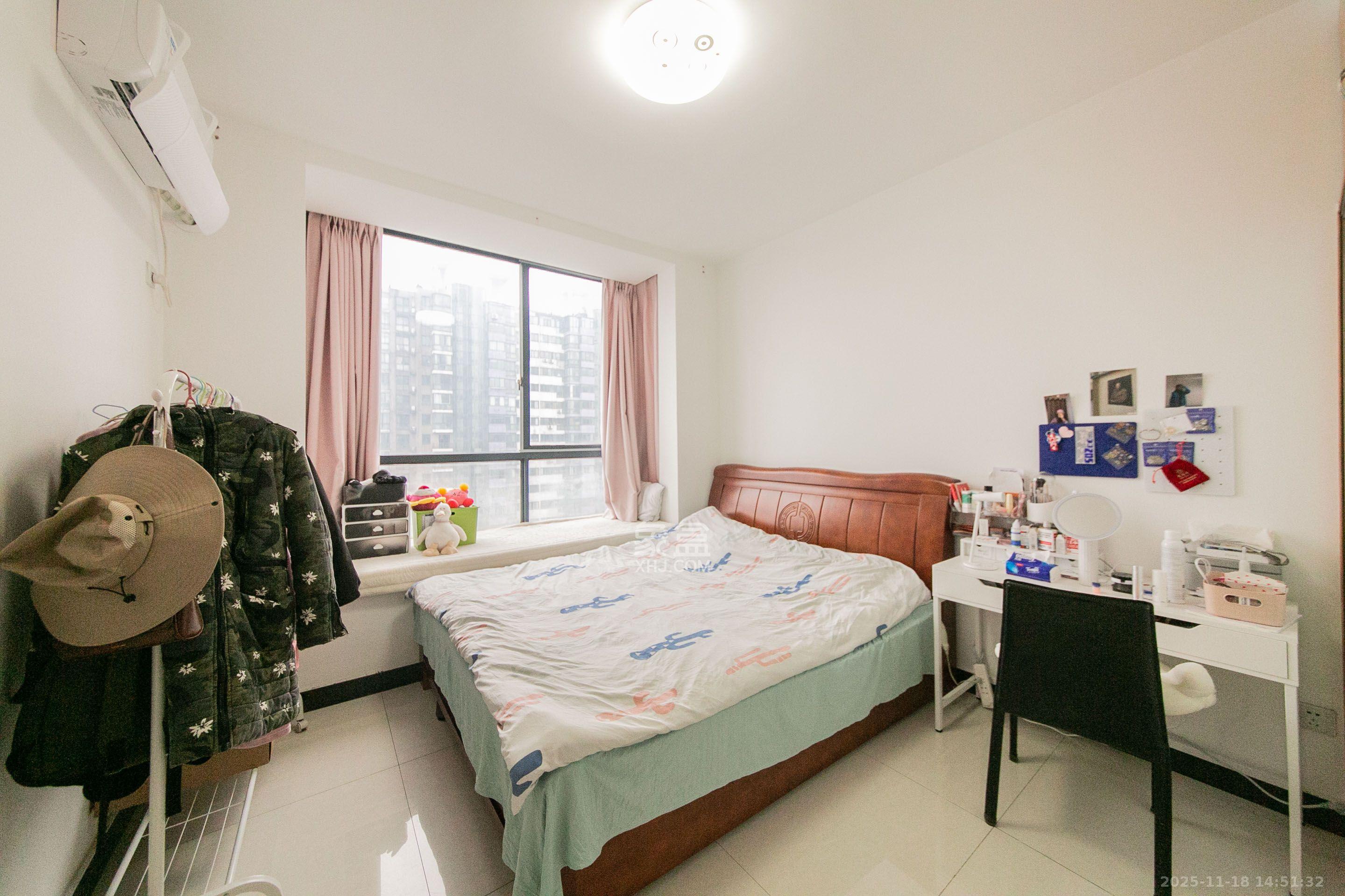 湘江世纪城临江苑 4室2厅2卫 3200.0元/月 湘江世纪城临江苑 4室2厅2卫 3200.0元/月室内图