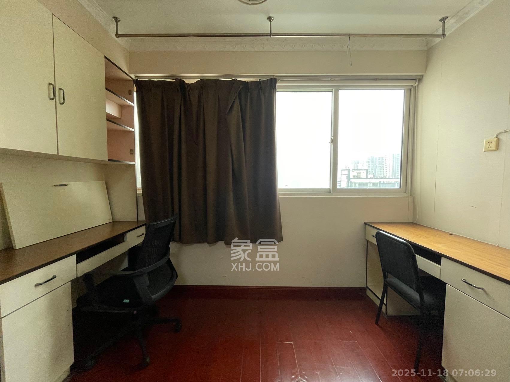 诺亚方舟大厦 3室2厅2卫 2600.0元/月 诺亚方舟大厦 3室2厅2卫 2600.0元/月室内图