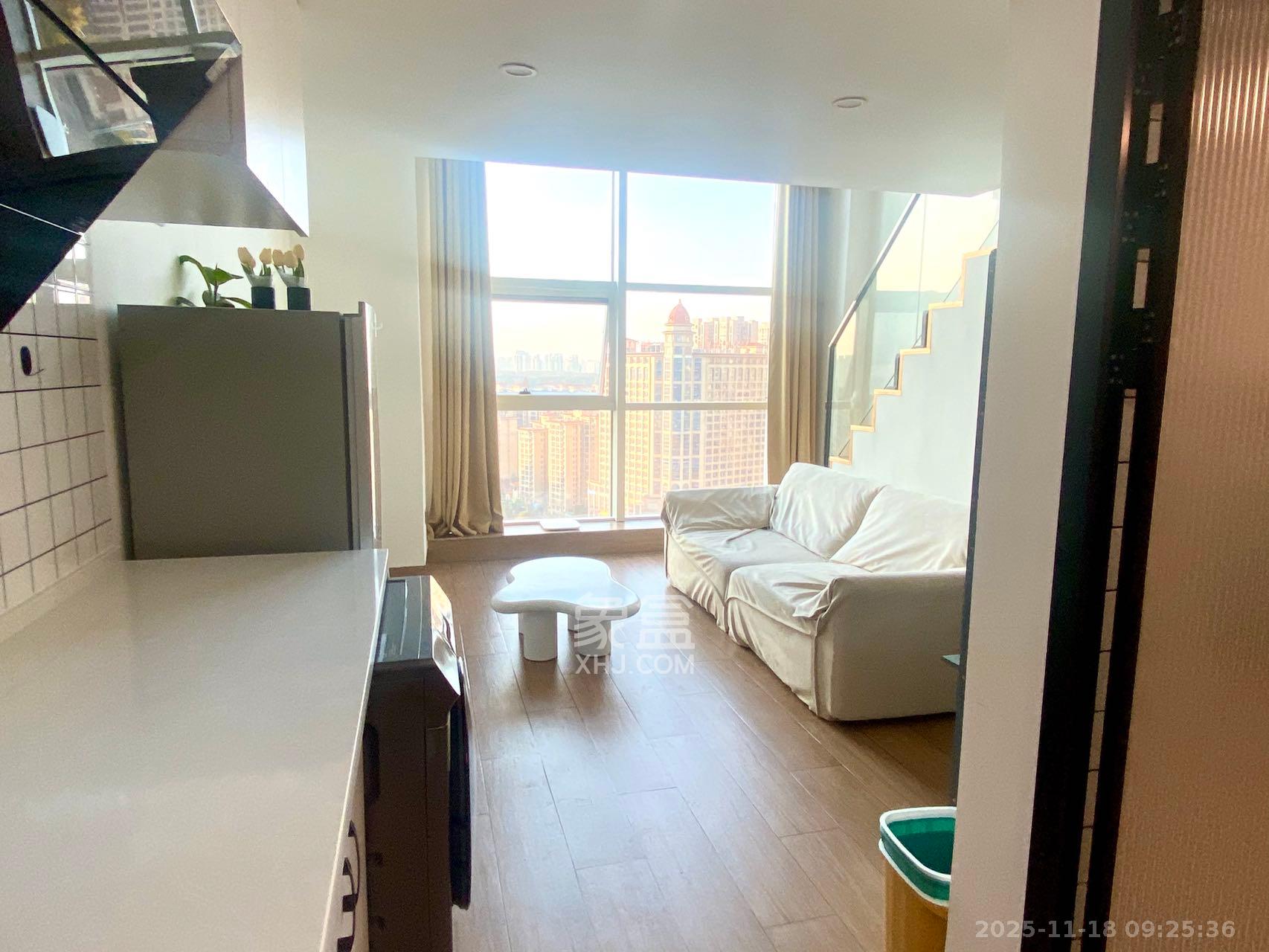 中建嘉和城  2室1厅1卫    2000.0元/月室内图