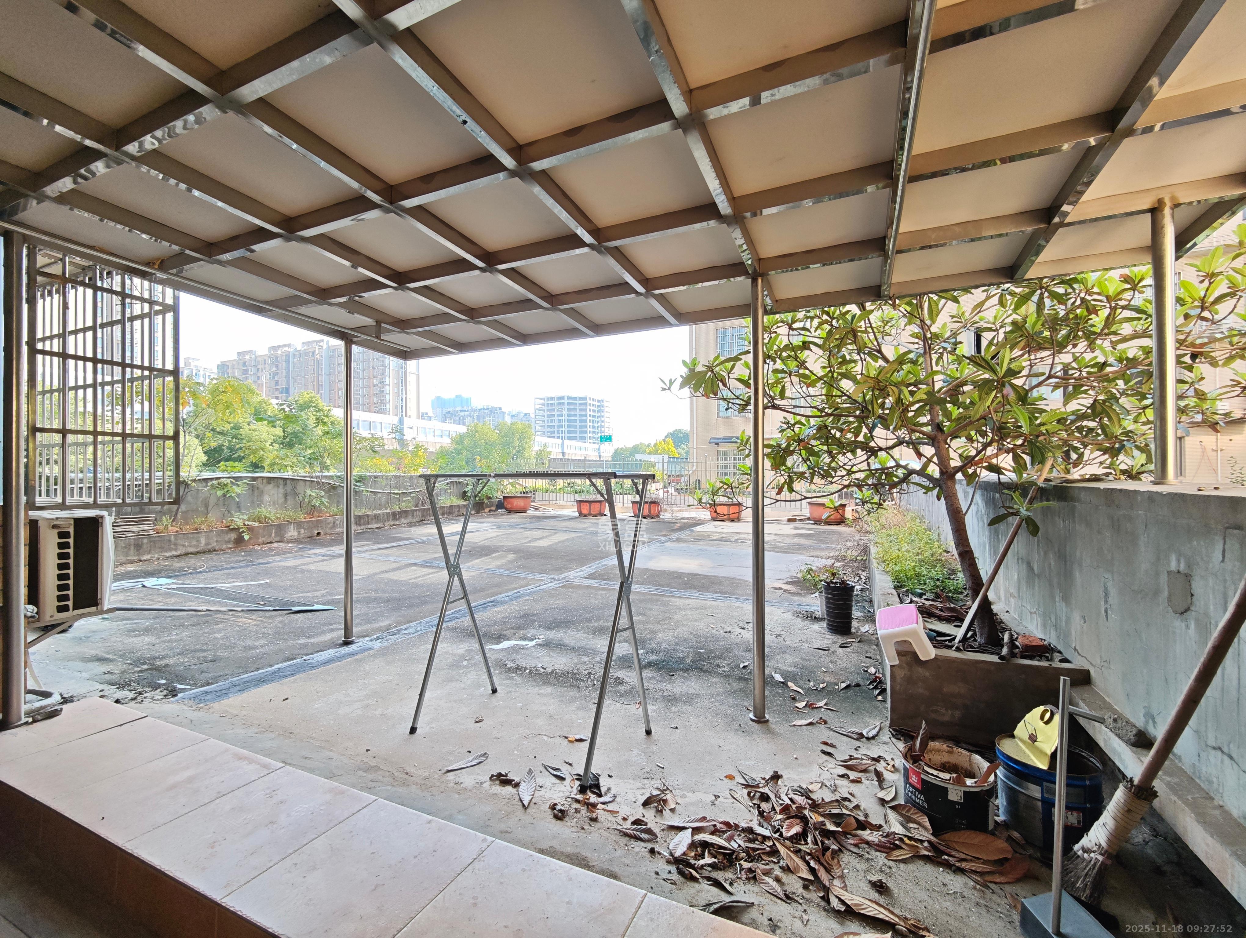 南苑小区 3室2厅2卫 126.0万 南苑小区 3室2厅2卫 126.0万其他