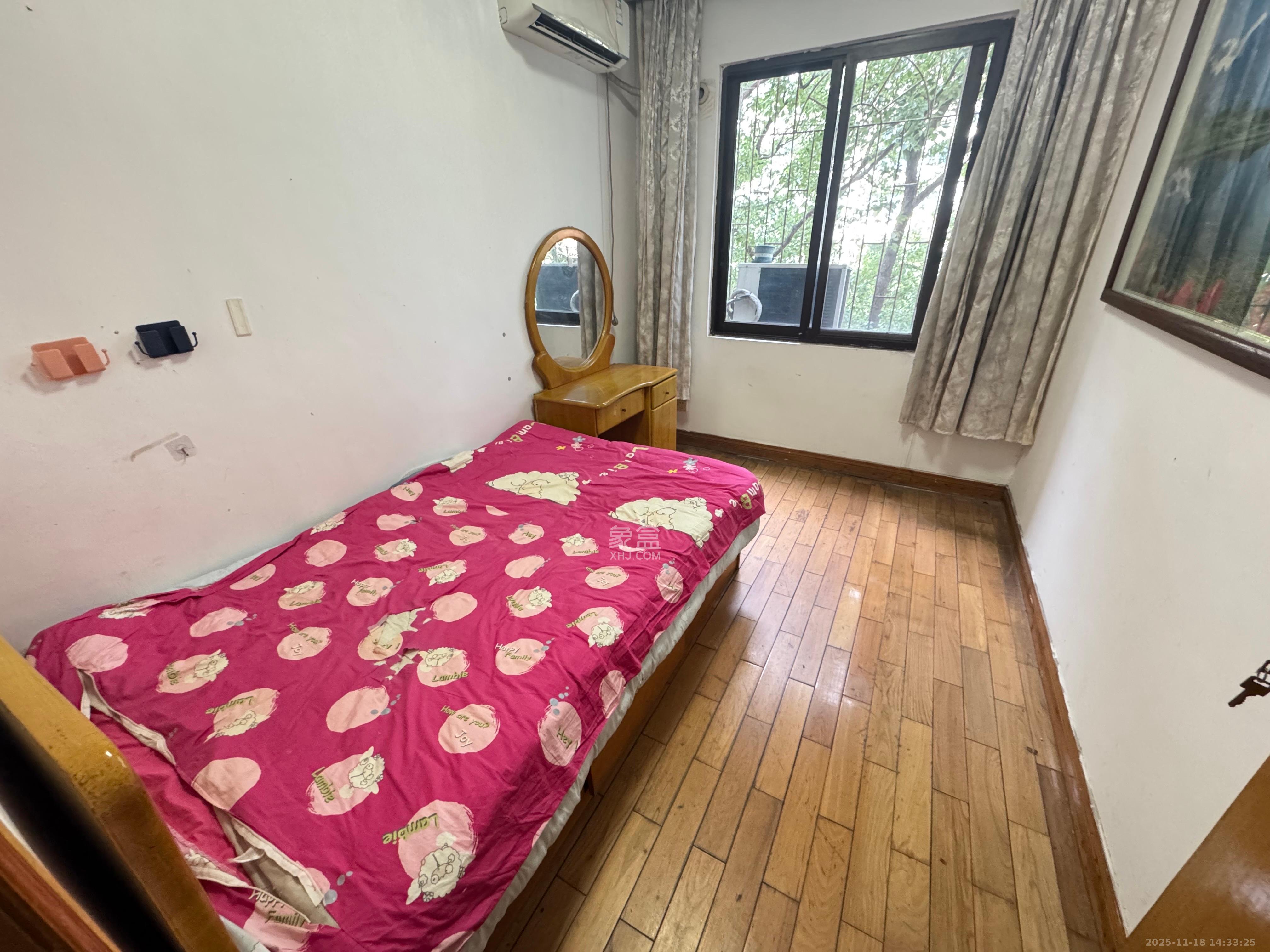 湖南省机关事务管理局  4室2厅2卫    2900.0元/月室内图