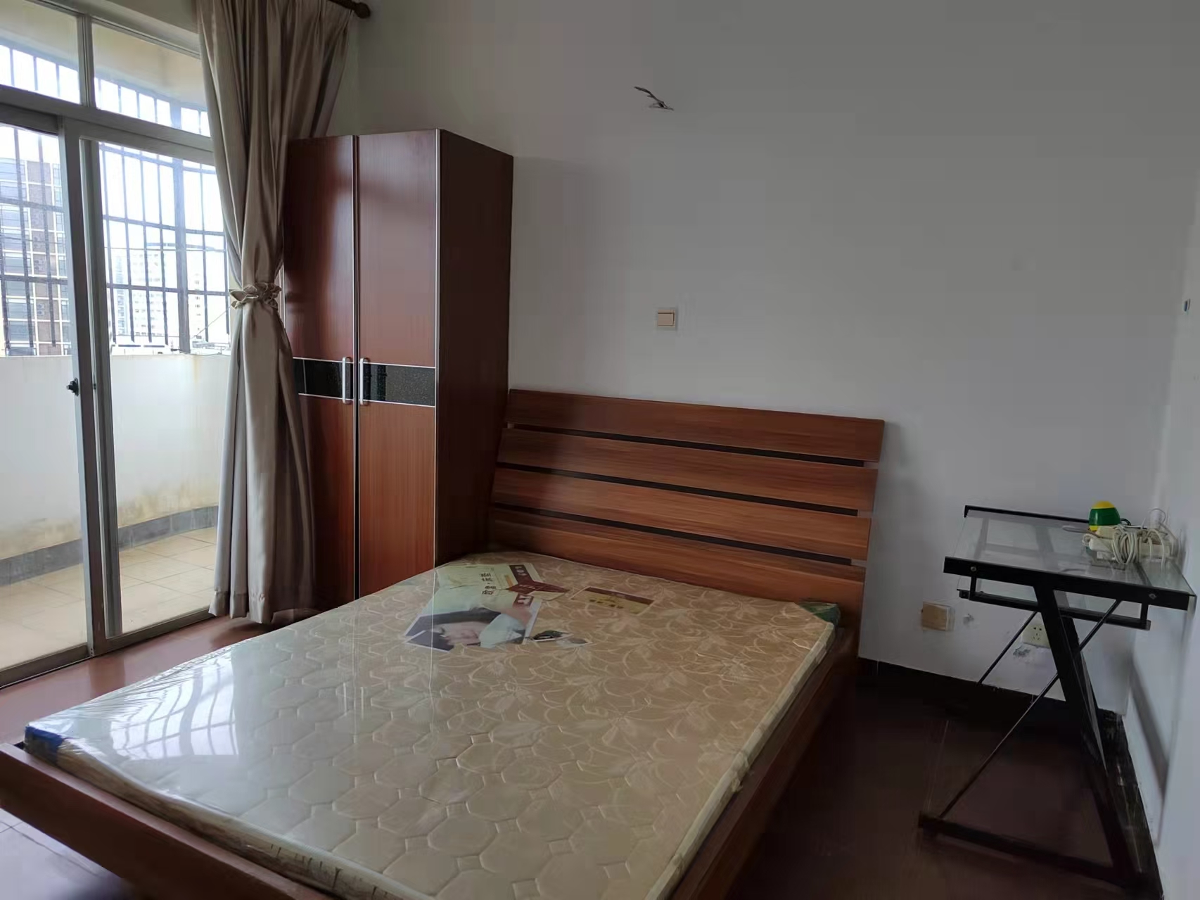 永南苑 1室1厅1卫 1400.0元/月 永南苑 1室1厅1卫 1400.0元/月室内图