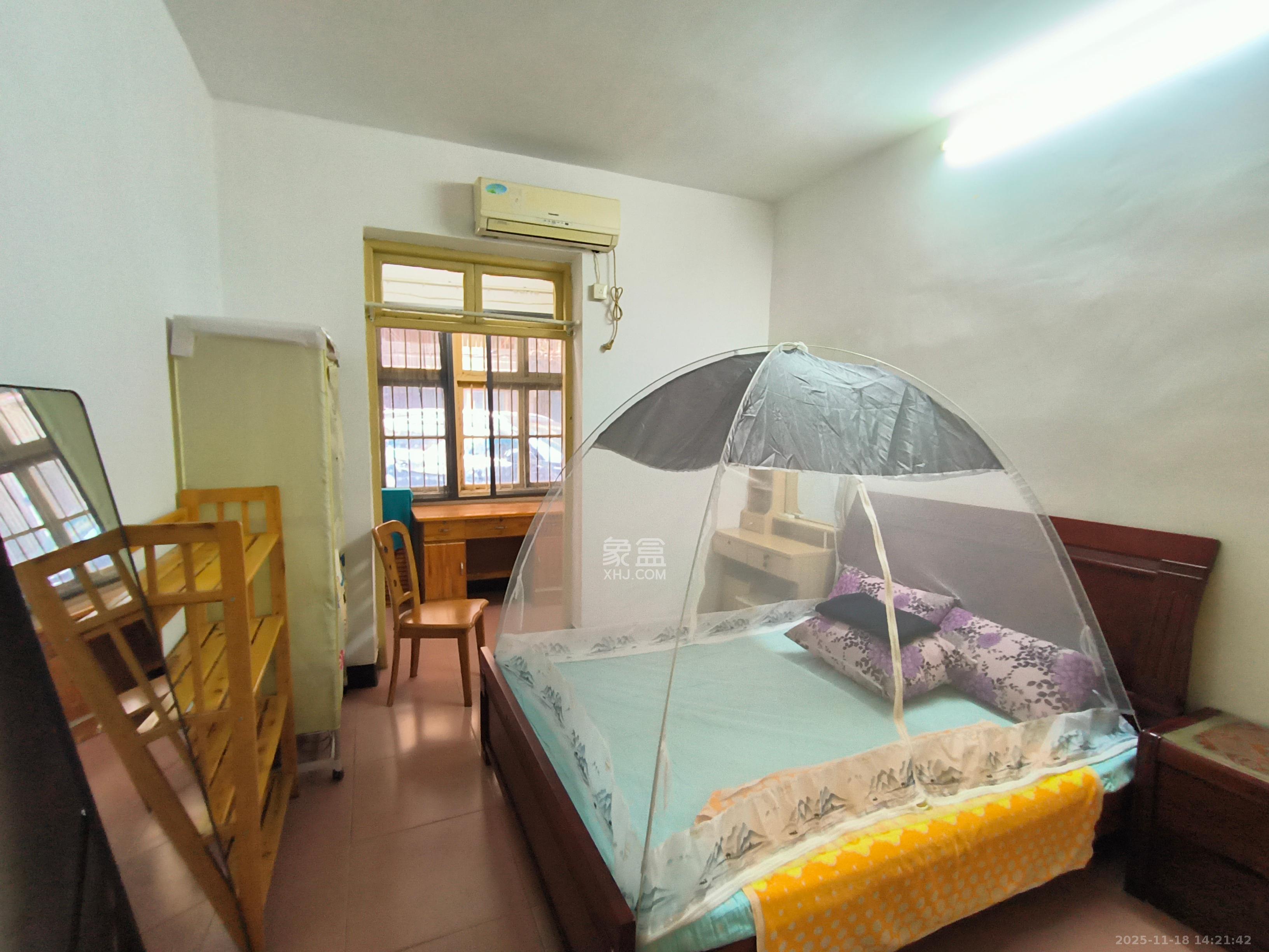 长勘小区 2室1厅1卫 2000.0元/月 长勘小区 2室1厅1卫 2000.0元/月室内图