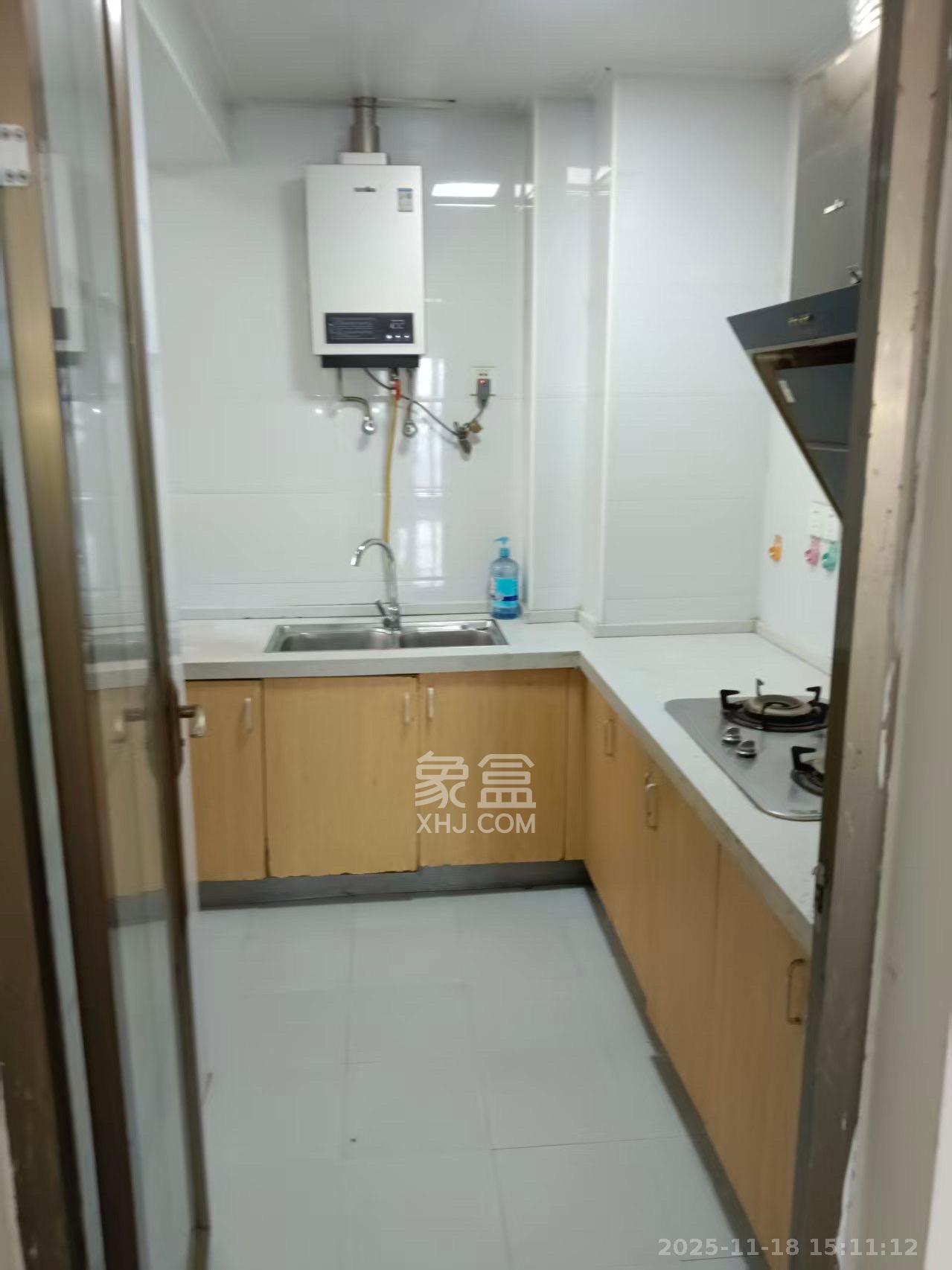 金科时代中心 2室2厅1卫 1700.0元/月 金科时代中心 2室2厅1卫 1700.0元/月室内图