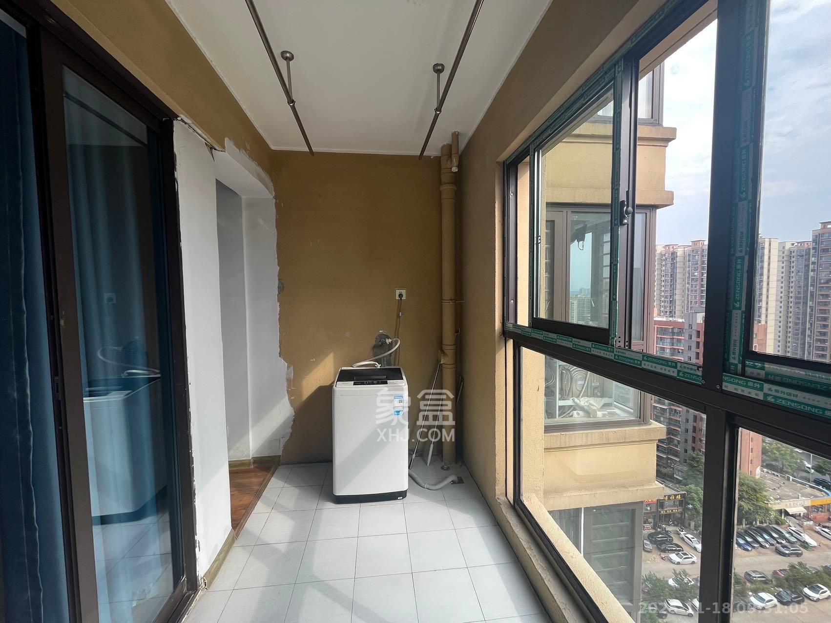 奥克斯缔壹城 5室2厅2卫 2400.0元/月 奥克斯缔壹城 5室2厅2卫 2400.0元/月室内图