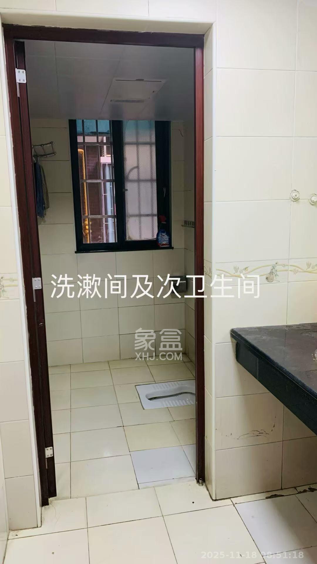 佳阳悦景馨都 3室2厅2卫 3000.0元/月 佳阳悦景馨都 3室2厅2卫 3000.0元/月室内图