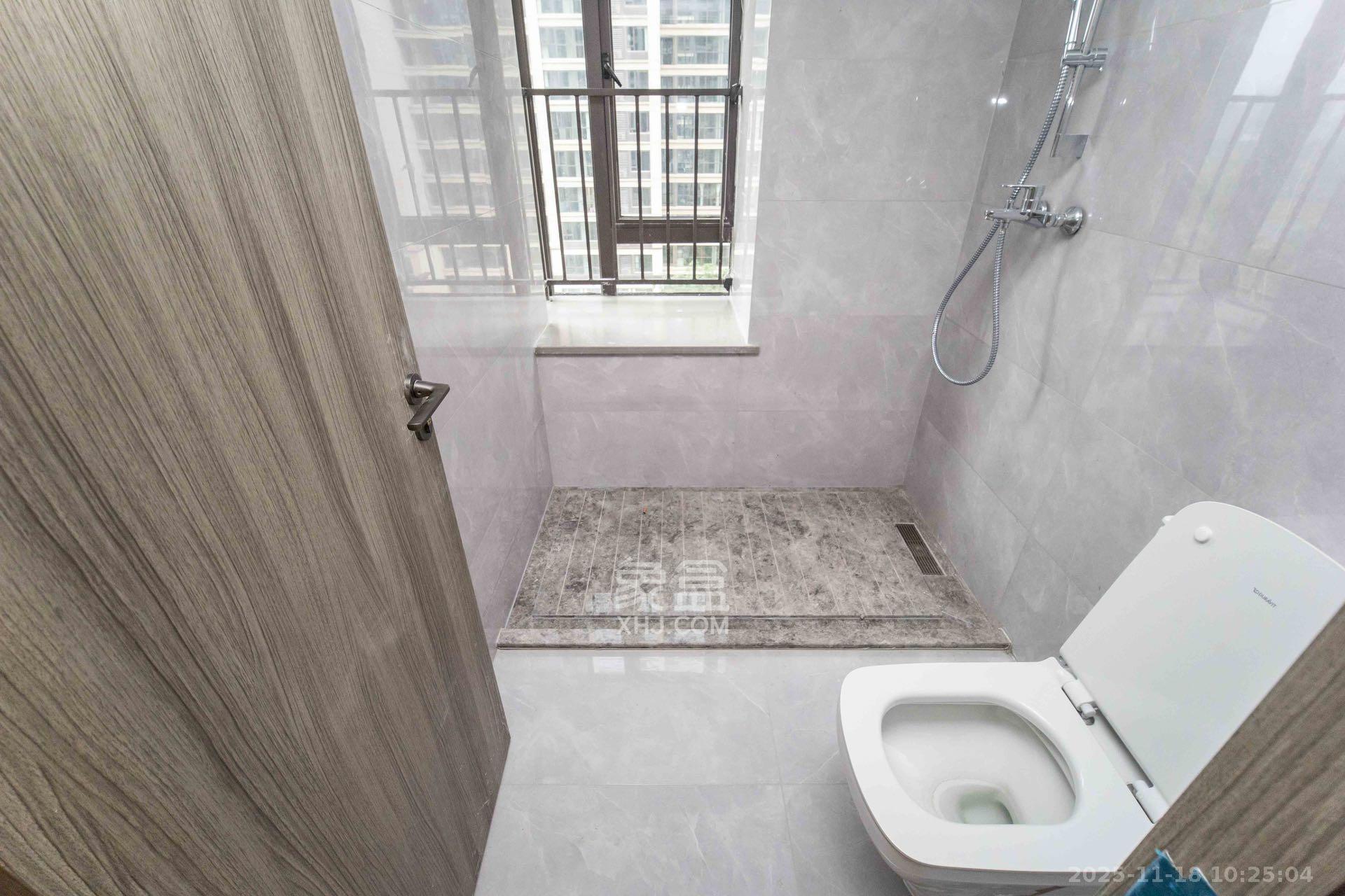 德奥悦东方 4室2厅2卫 3600.0元/月 德奥悦东方 4室2厅2卫 3600.0元/月室内图