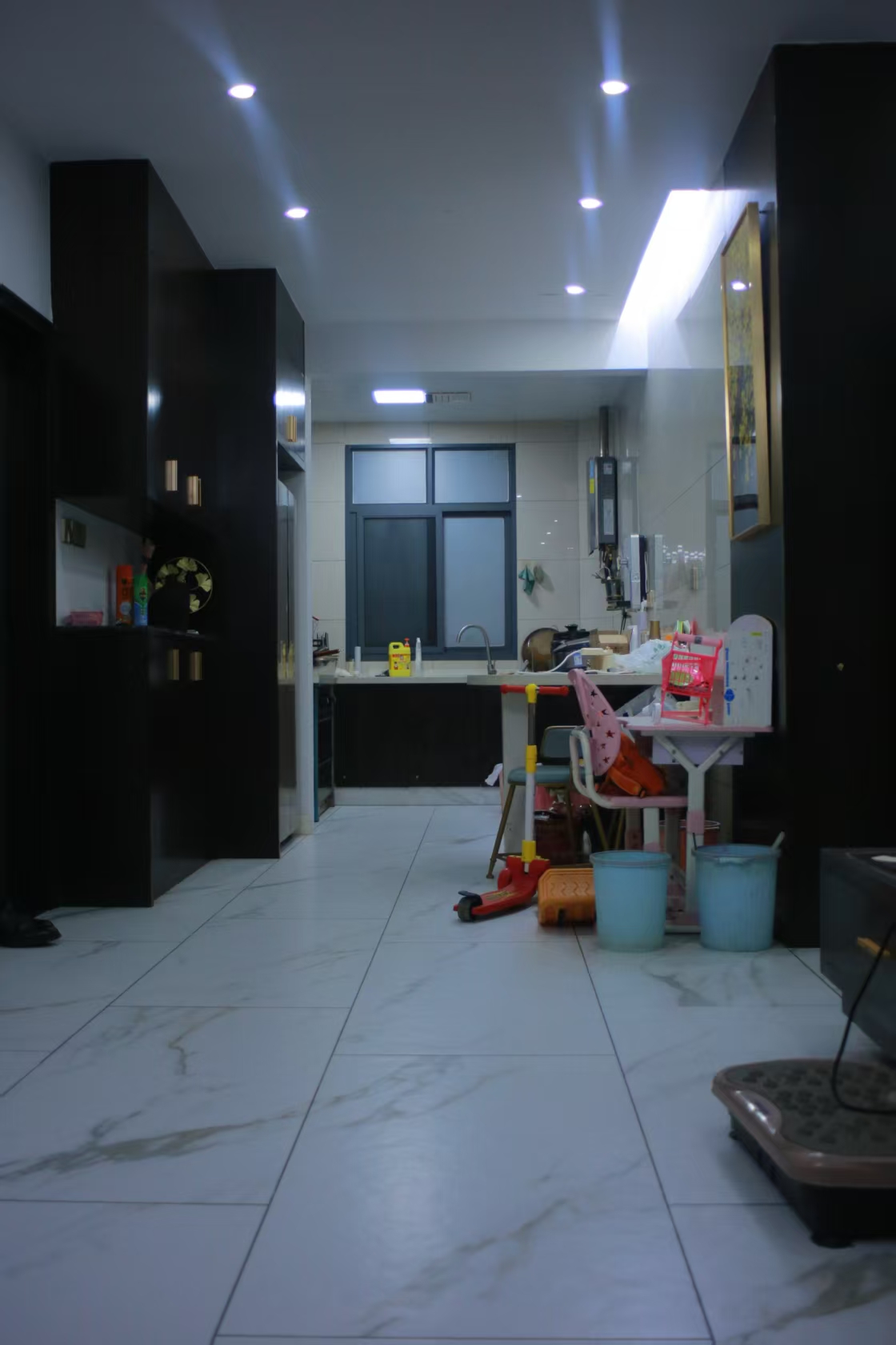 新世界建材城  2室2厅1卫    41.0万客厅