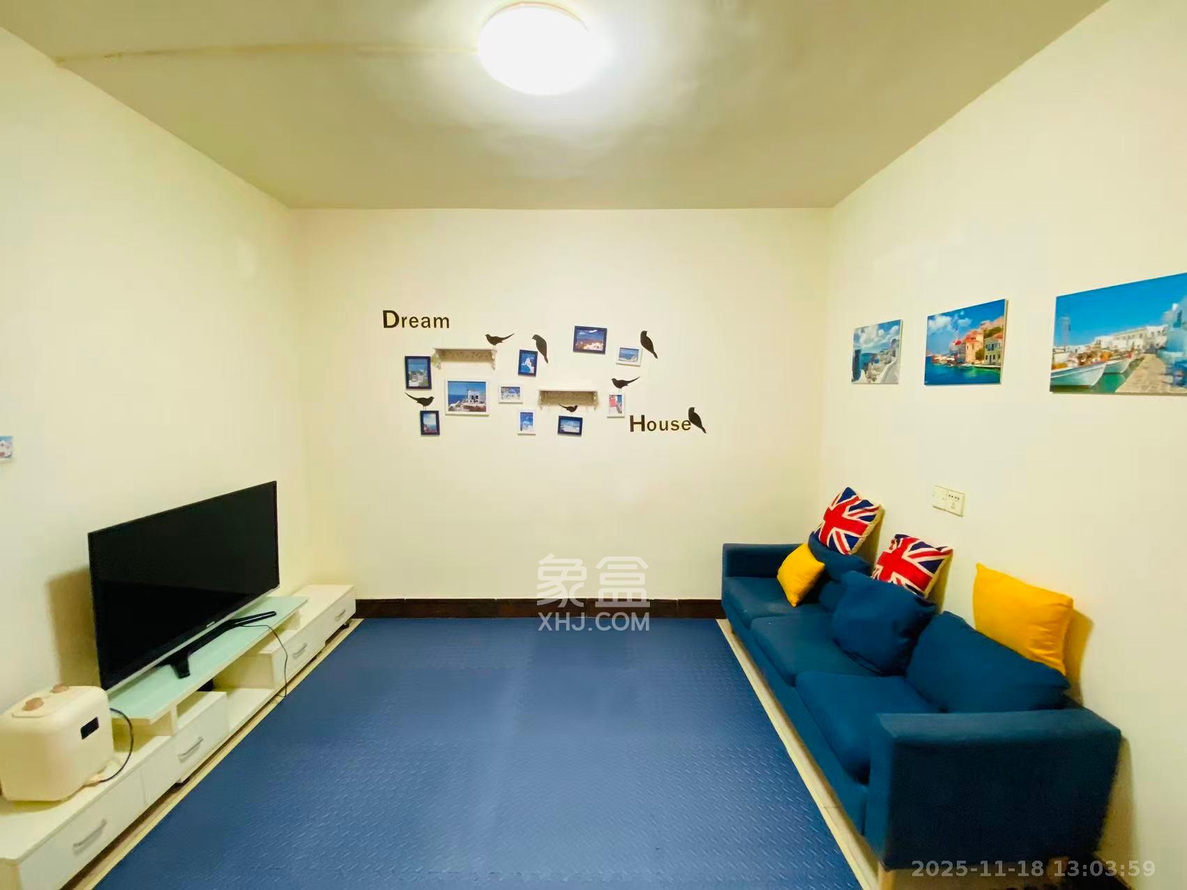 石子冲巷  1室2厅1卫    1600.0元/月室内图