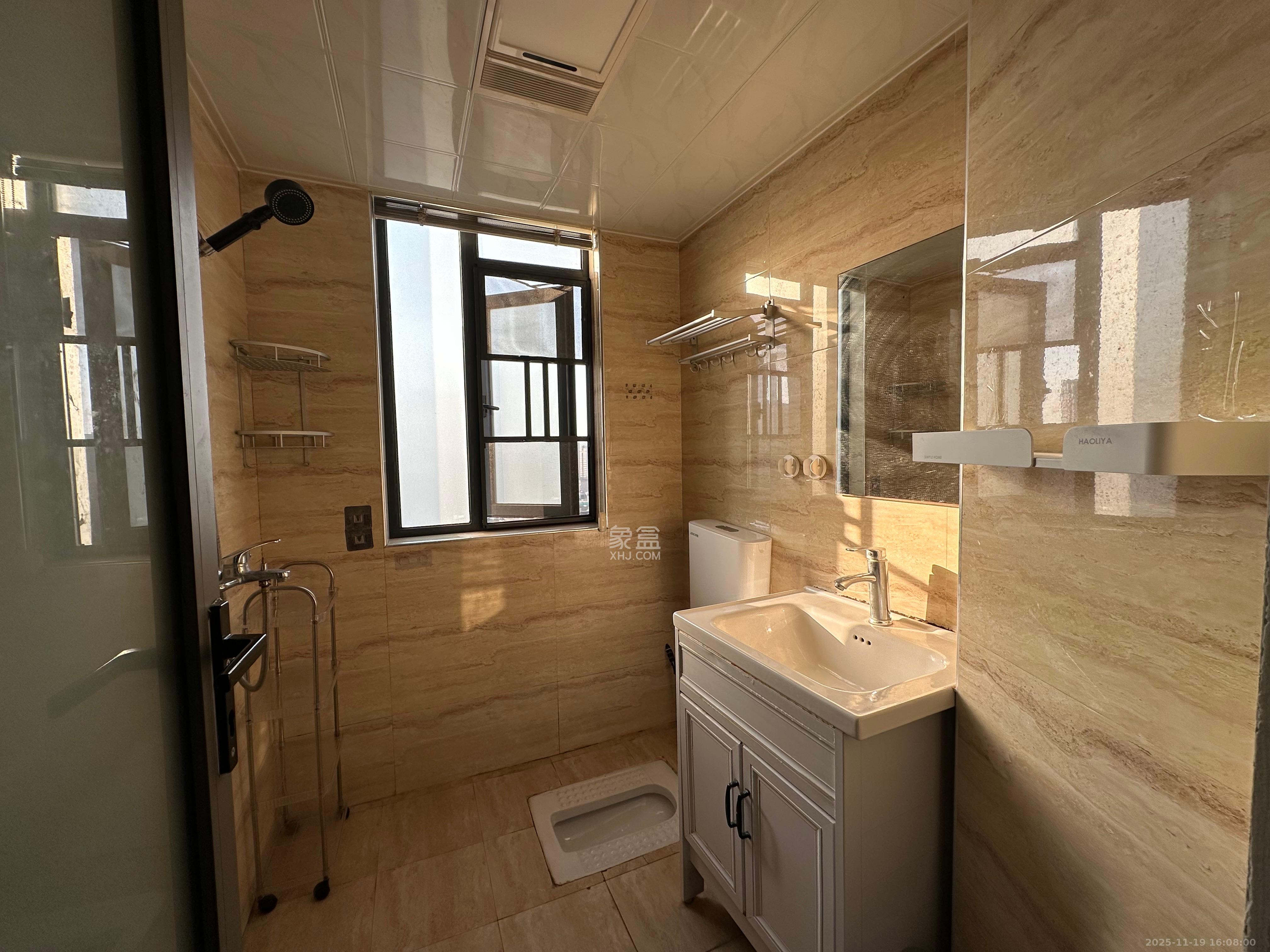 云鼎公馆  1室1厅1卫    1800.0元/月室内图