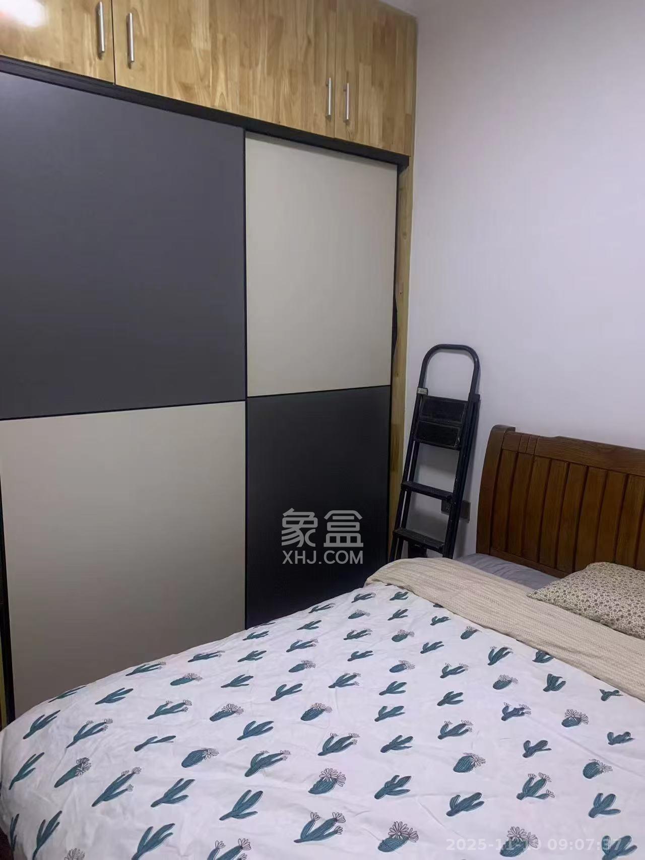 省政府机关二院 3室2厅1卫 2600.0元/月 省政府机关二院 3室2厅1卫 2600.0元/月室内图