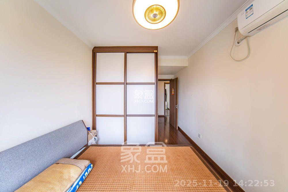 万科白鹭郡  4室2厅2卫    4200.0元/月室内图