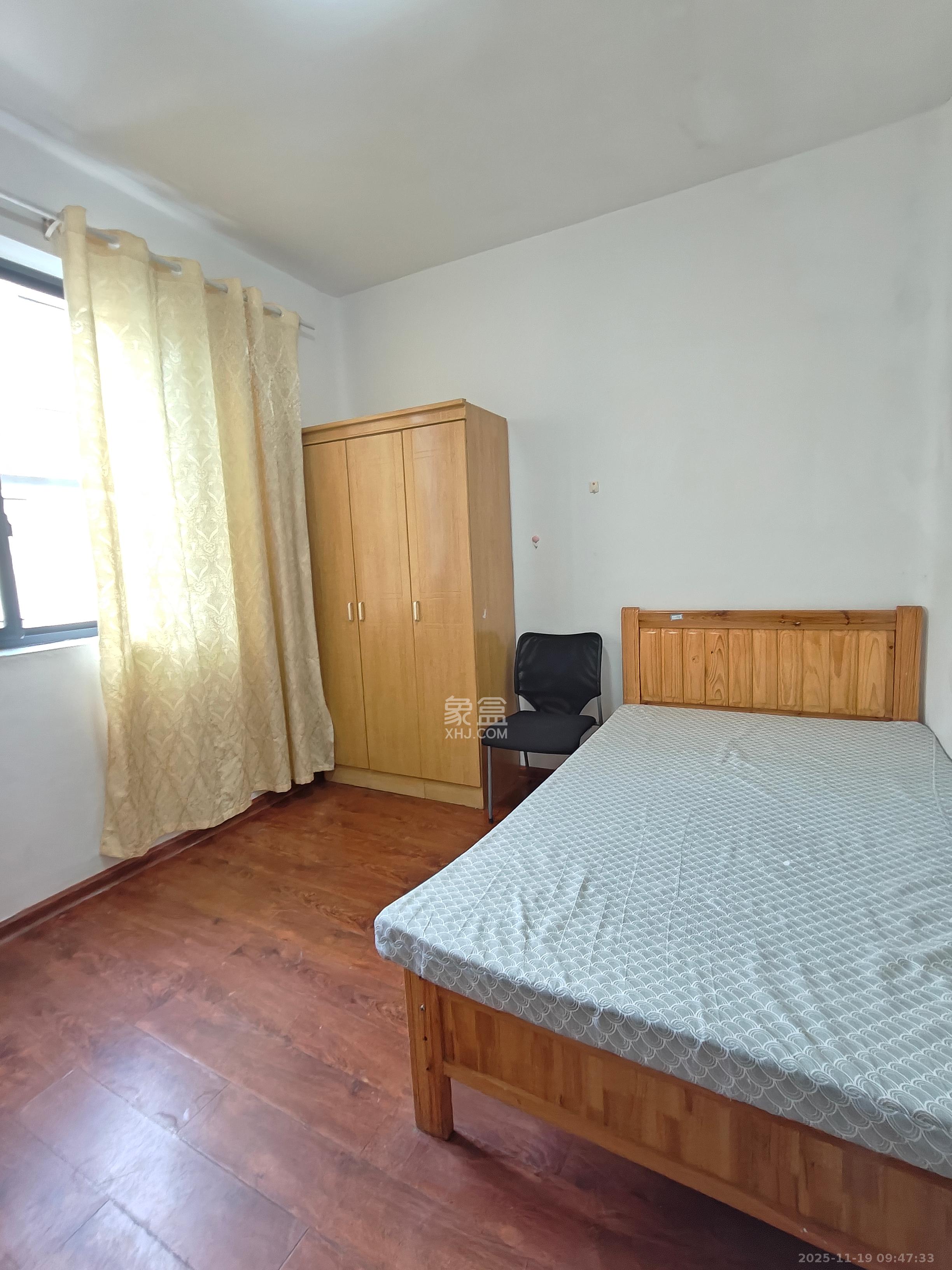 物贸小区 3室1厅1卫 2200.0元/月 物贸小区 3室1厅1卫 2200.0元/月室内图