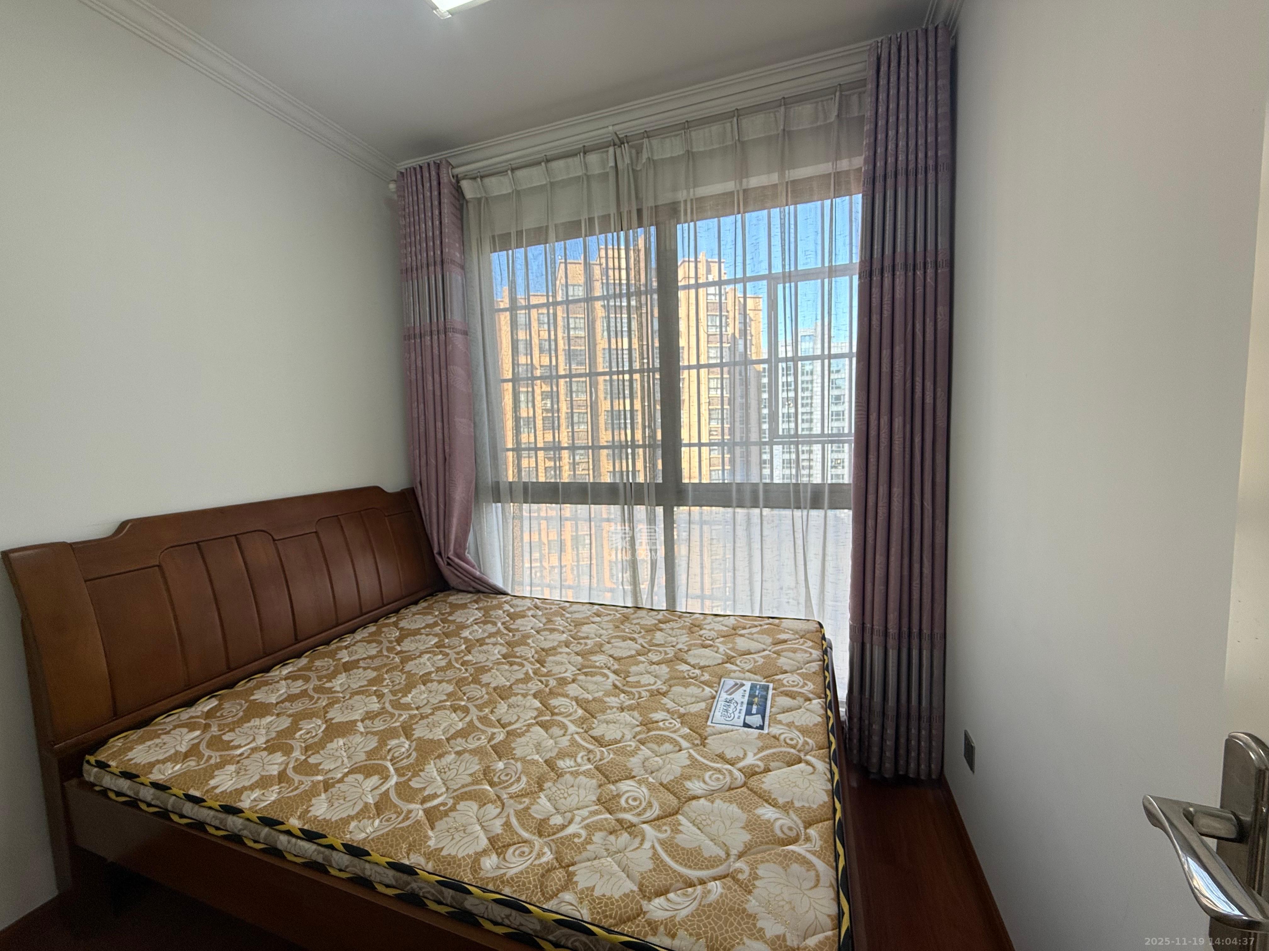 家和院 4室2厅2卫 2500.0元/月 家和院 4室2厅2卫 2500.0元/月室内图