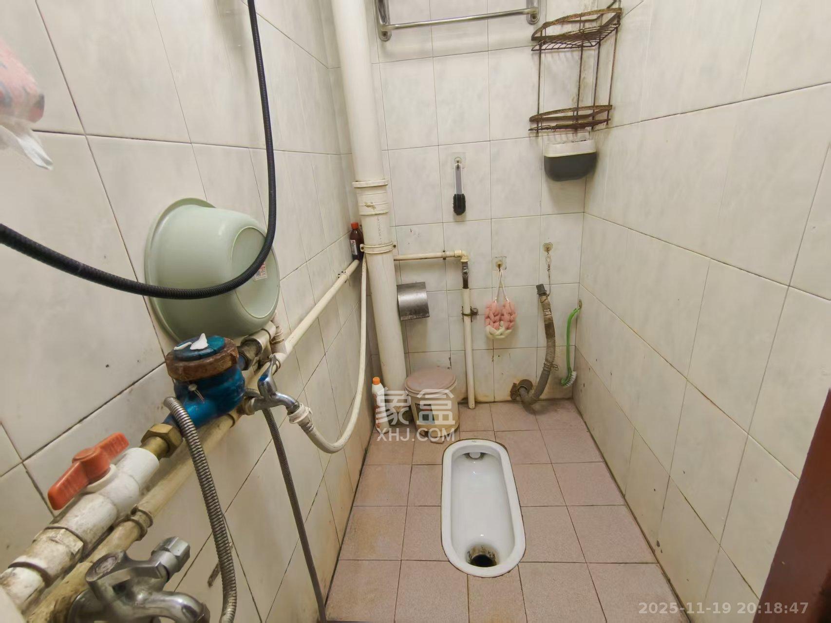 稻谷仓散盘 1室1厅1卫 1400.0元/月 稻谷仓散盘 1室1厅1卫 1400.0元/月室内图